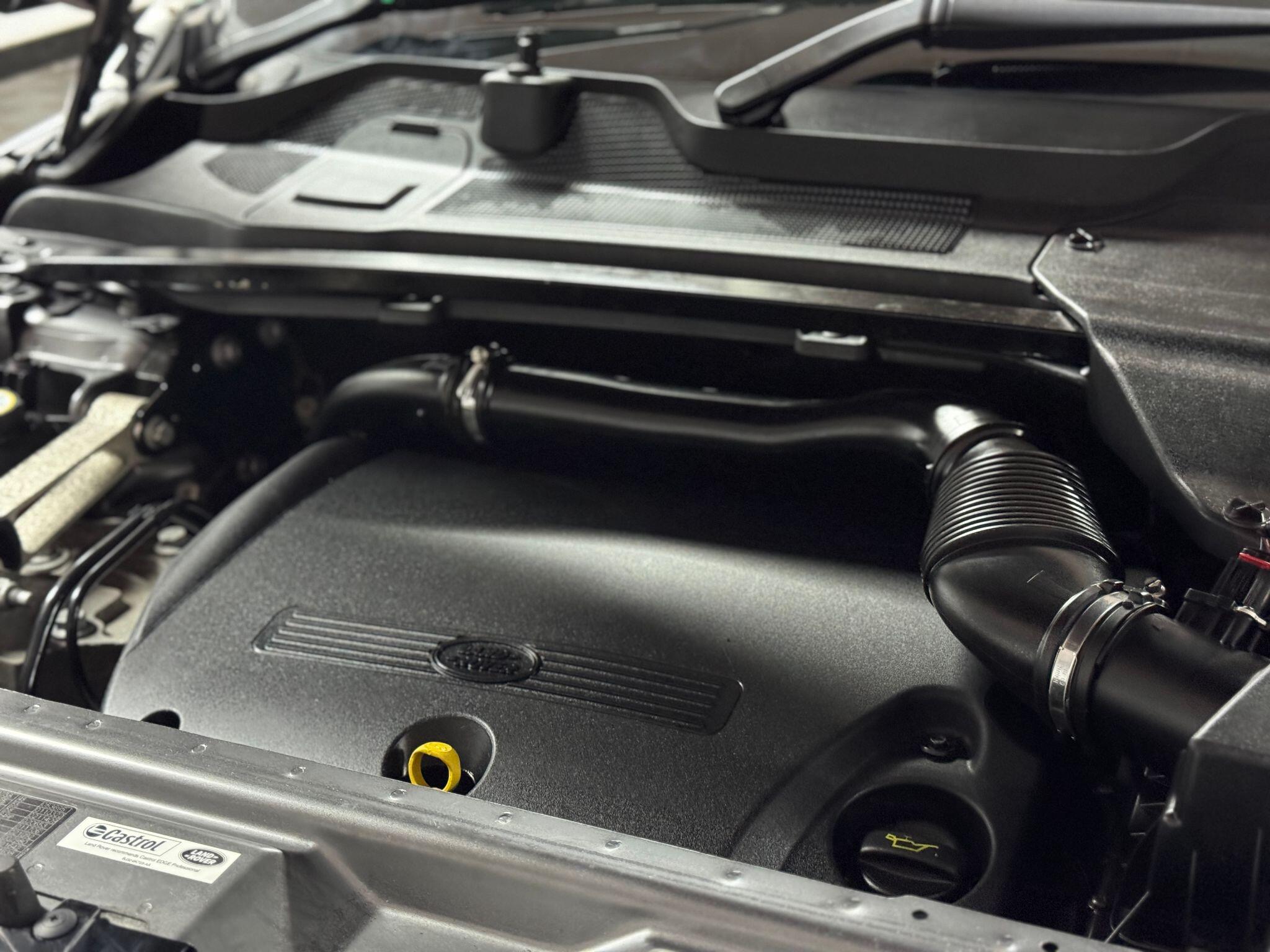 Land Rover Discovery Sport 2.2 SD4 HSE Auto 4WD Euro 5 (s/s) 5dr 5dr Automatic 2015