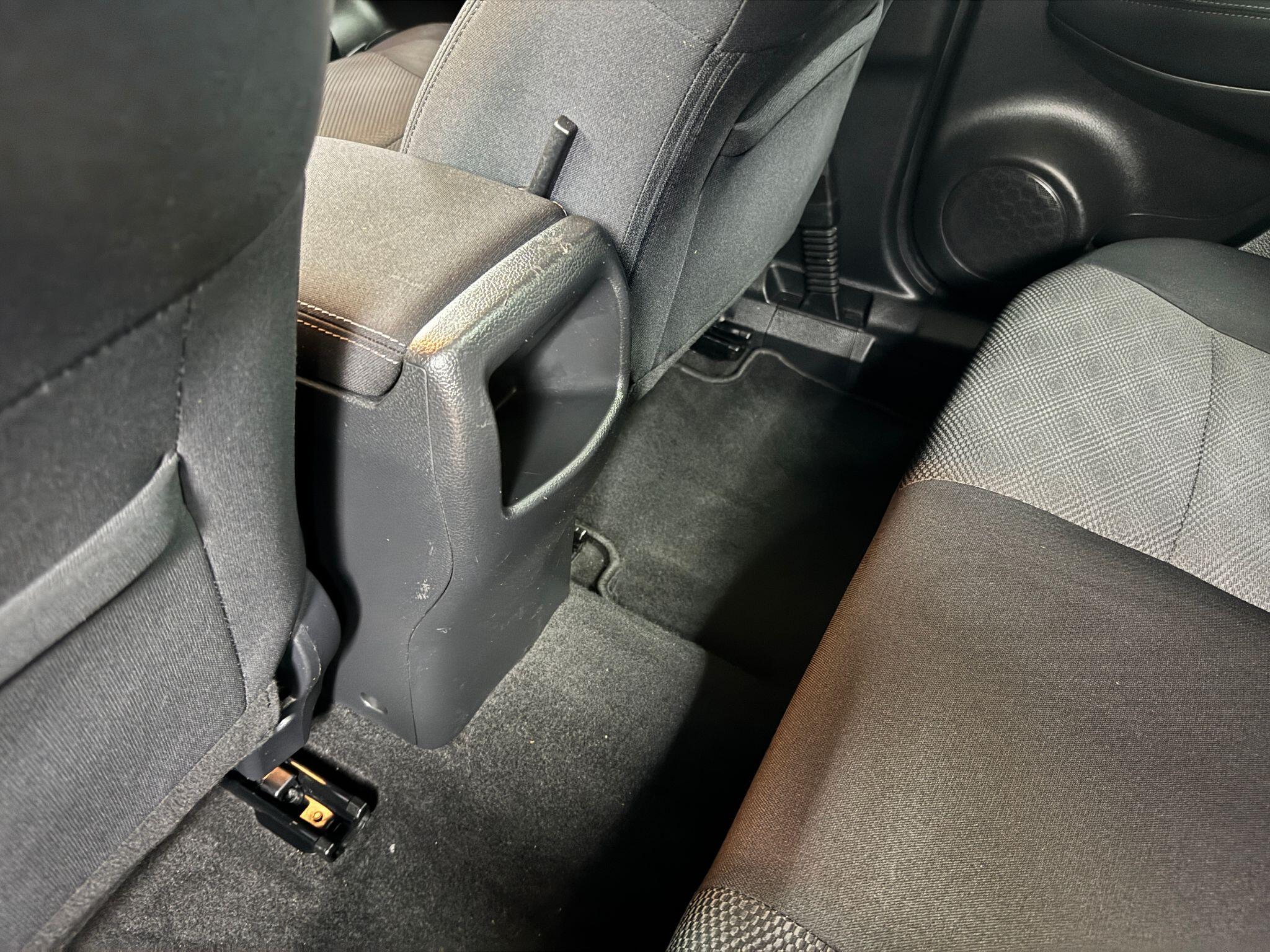 Nissan Qashqai 1.6 dCi N-Connecta 2WD Euro 6 (s/s) 5dr 5dr Manual 2016