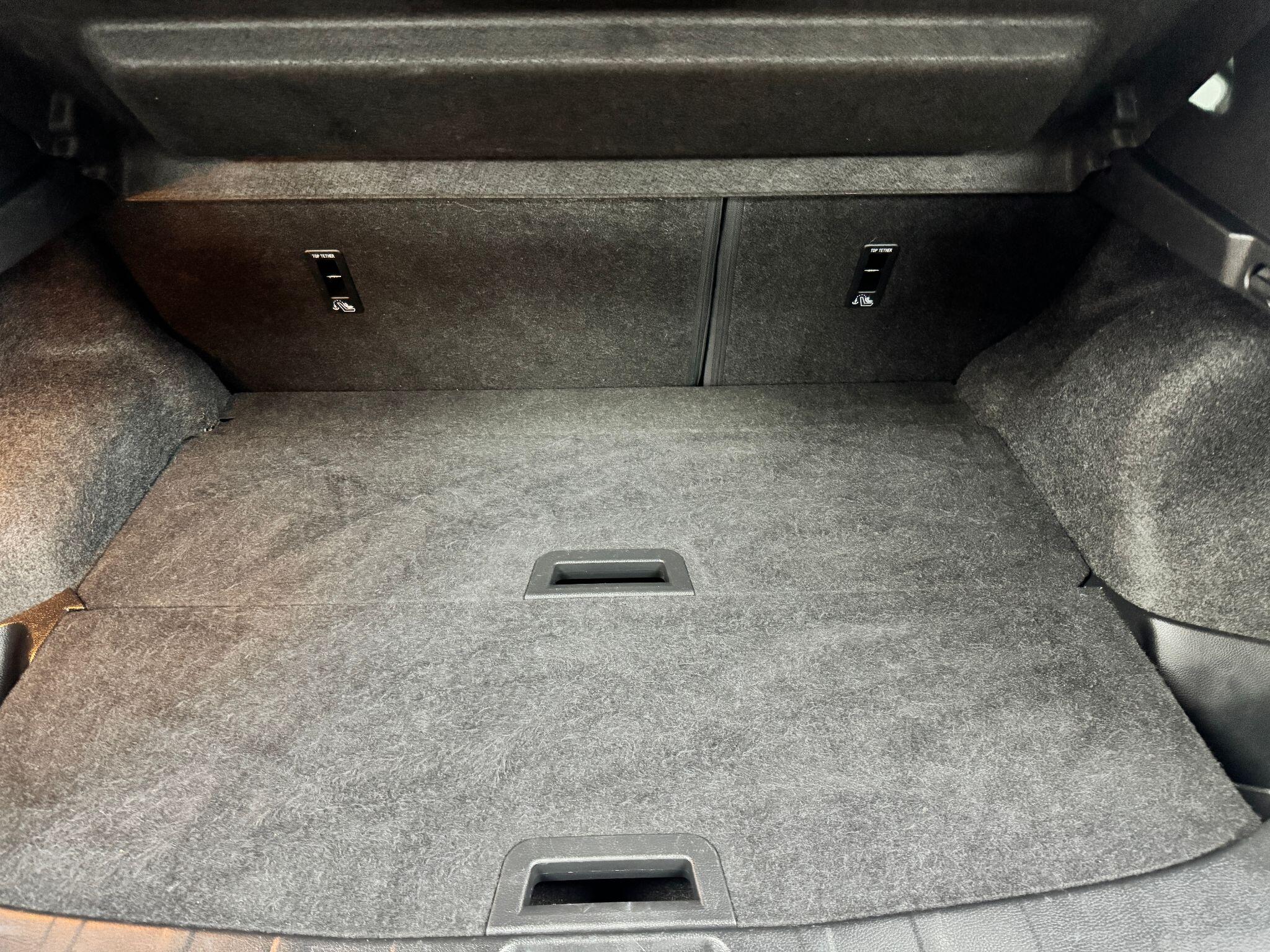 Nissan Qashqai 1.6 dCi N-Connecta 2WD Euro 6 (s/s) 5dr 5dr Manual 2016