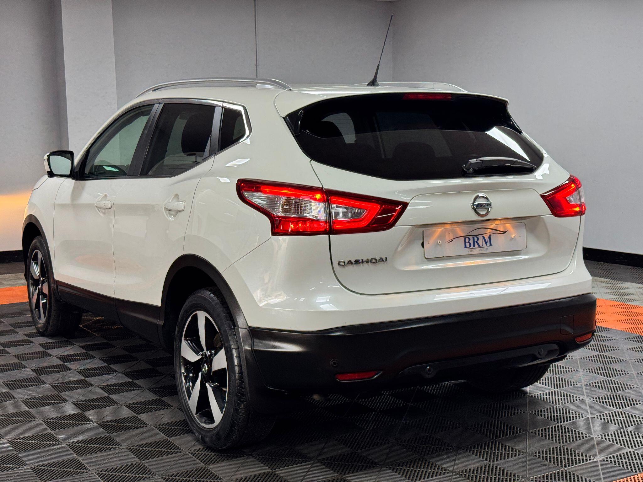 Nissan Qashqai 1.6 dCi N-Connecta 2WD Euro 6 (s/s) 5dr 5dr Manual 2016