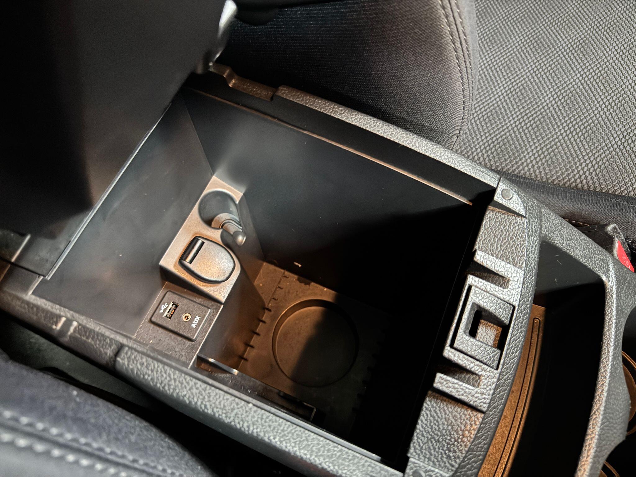 Nissan Qashqai 1.6 dCi N-Connecta 2WD Euro 6 (s/s) 5dr 5dr Manual 2016