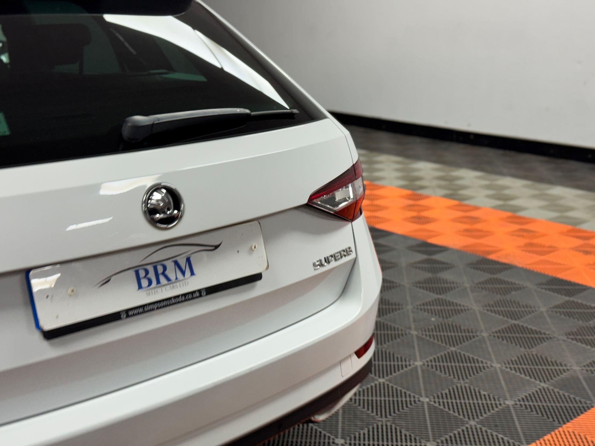 Skoda Superb 2.0 TDI SportLine DSG Auto 6Spd Euro 6 (s/s) 5dr 5dr Automatic 2016