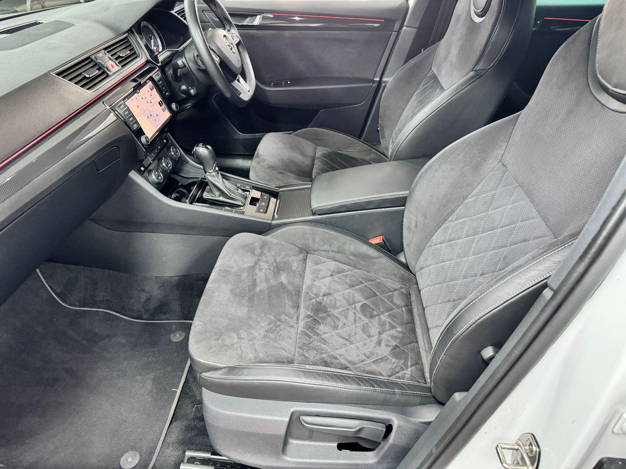 Skoda Superb 2.0 TDI SportLine DSG Auto 6Spd Euro 6 (s/s) 5dr 5dr Automatic 2016