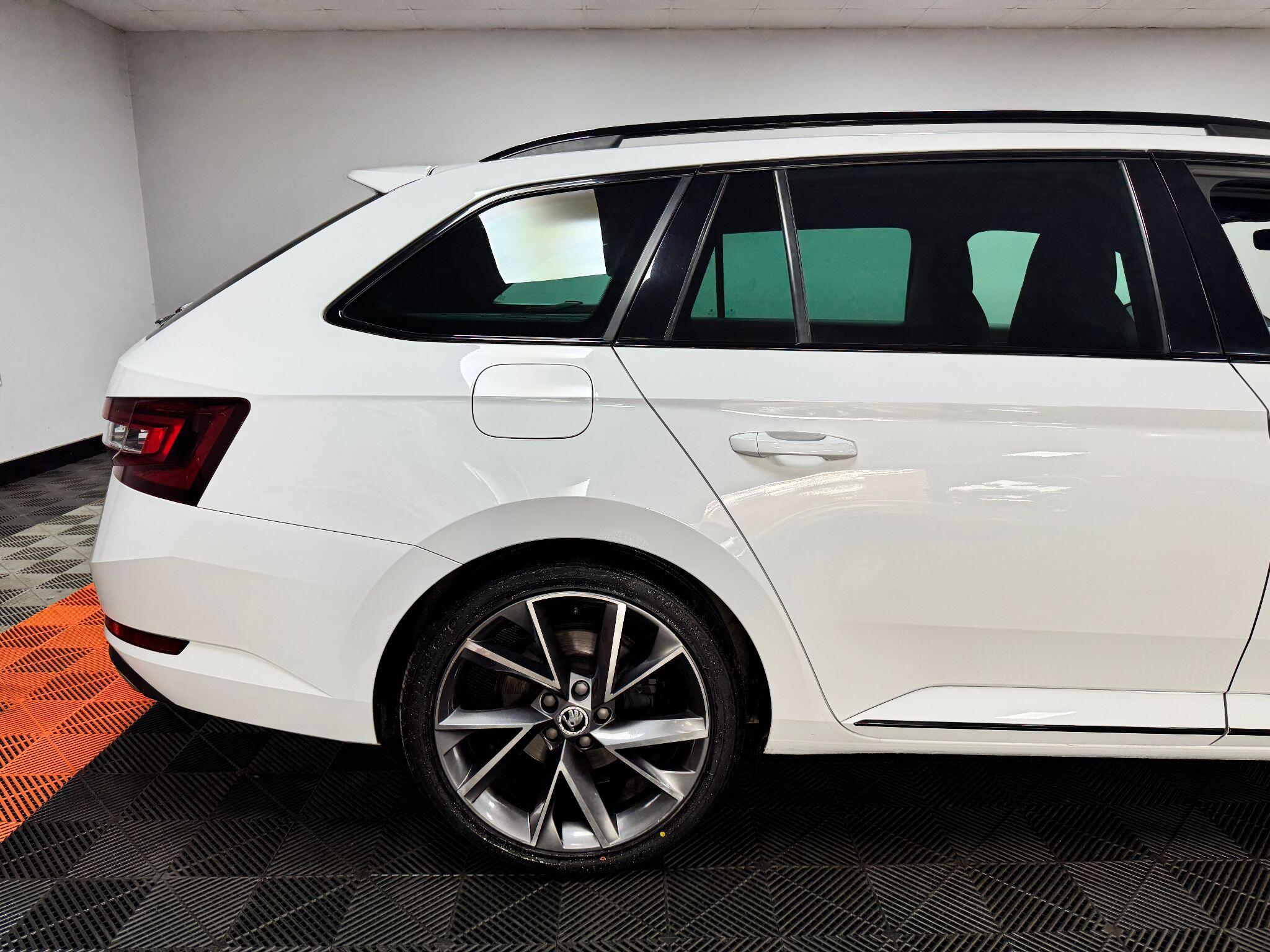 Skoda Superb 2.0 TDI SportLine DSG Auto 6Spd Euro 6 (s/s) 5dr 5dr Automatic 2016