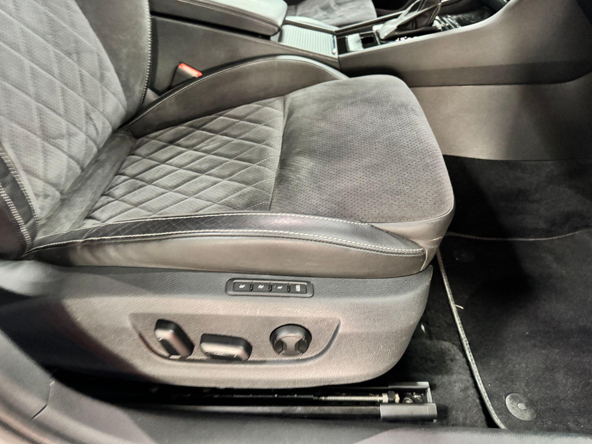 Skoda Superb 2.0 TDI SportLine DSG Auto 6Spd Euro 6 (s/s) 5dr 5dr Automatic 2016