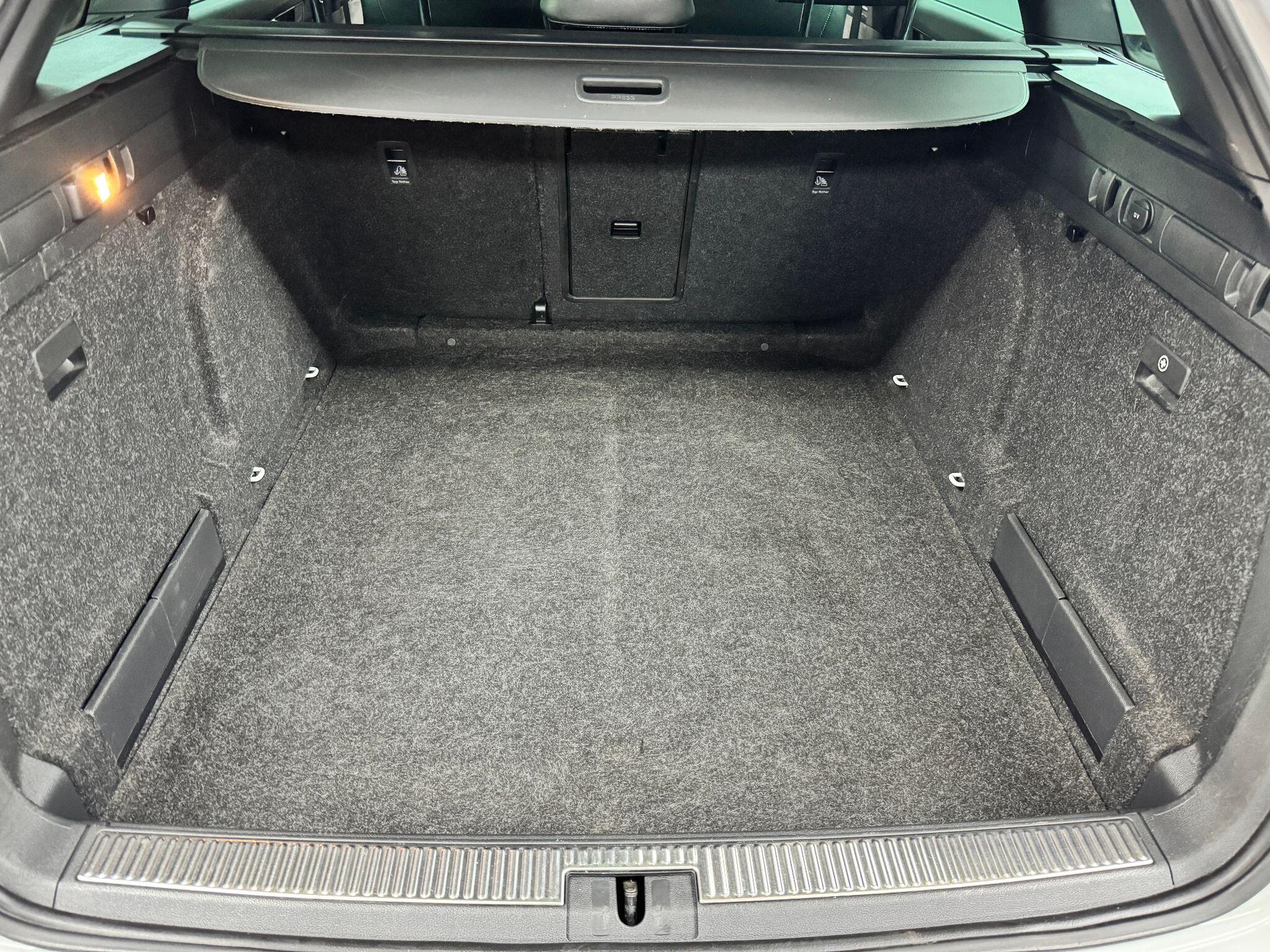 Skoda Superb 2.0 TDI SportLine DSG Auto 6Spd Euro 6 (s/s) 5dr 5dr Automatic 2016