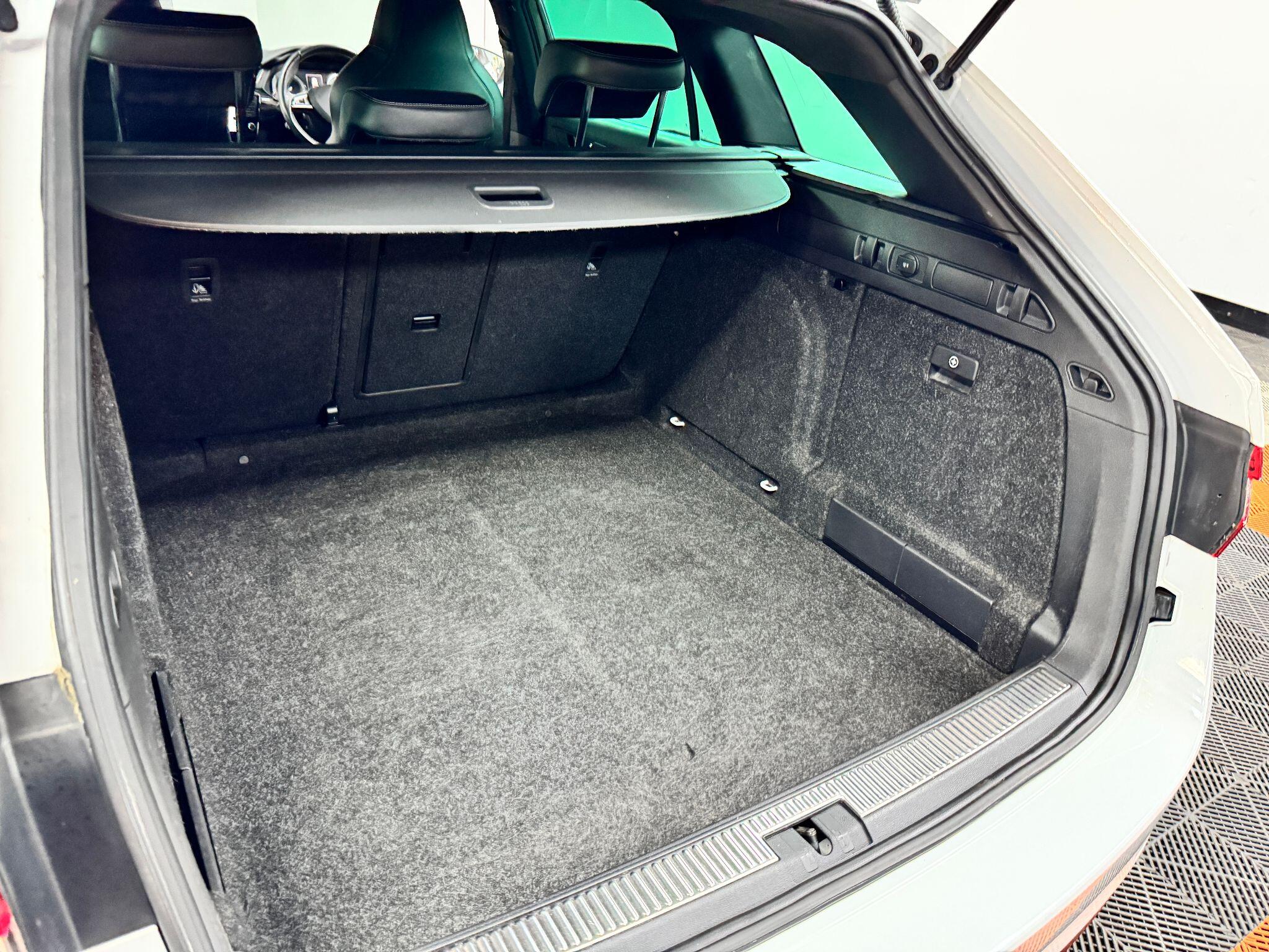 Skoda Superb 2.0 TDI SportLine DSG Auto 6Spd Euro 6 (s/s) 5dr 5dr Automatic 2016