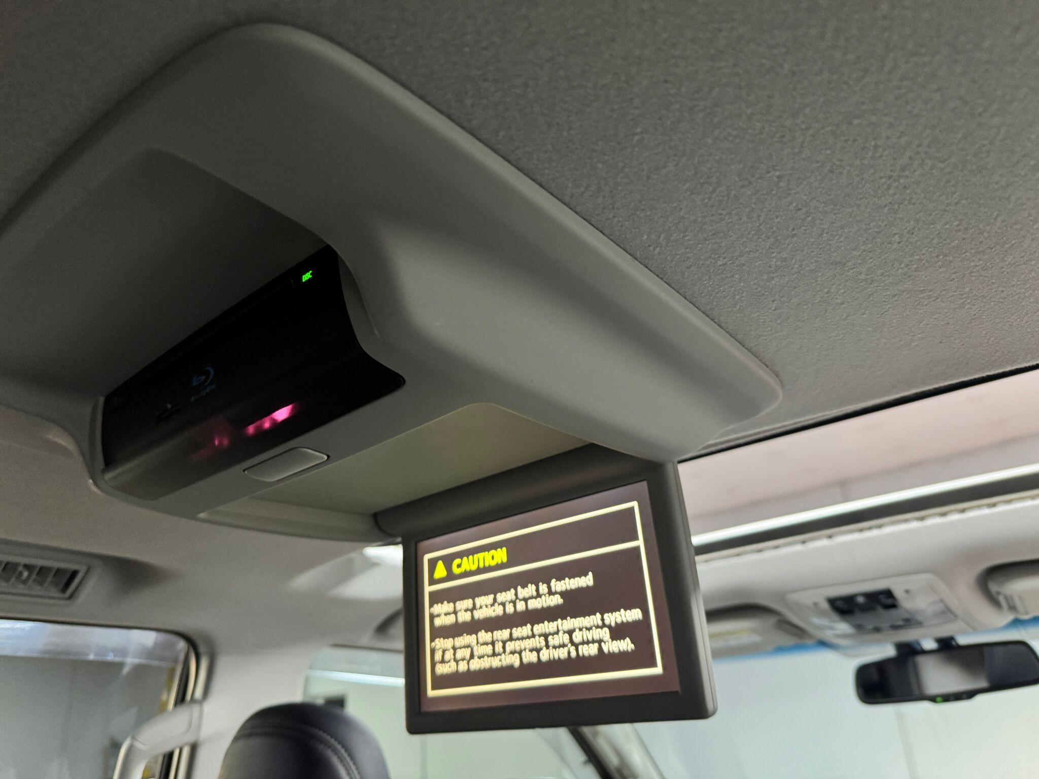 Toyota Land Cruiser 3.0 D-4D Invincible Auto 4WD Euro 5 5dr (7 Seats) 5dr Automatic 2014