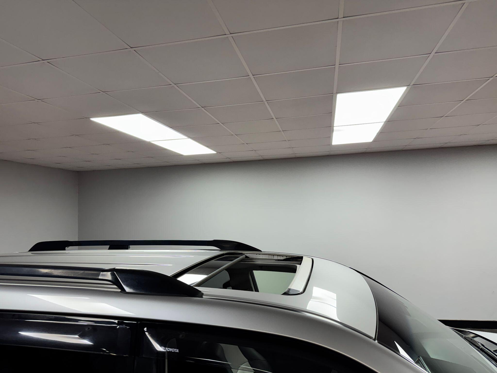 Toyota Land Cruiser 3.0 D-4D Invincible Auto 4WD Euro 5 5dr (7 Seats) 5dr Automatic 2014