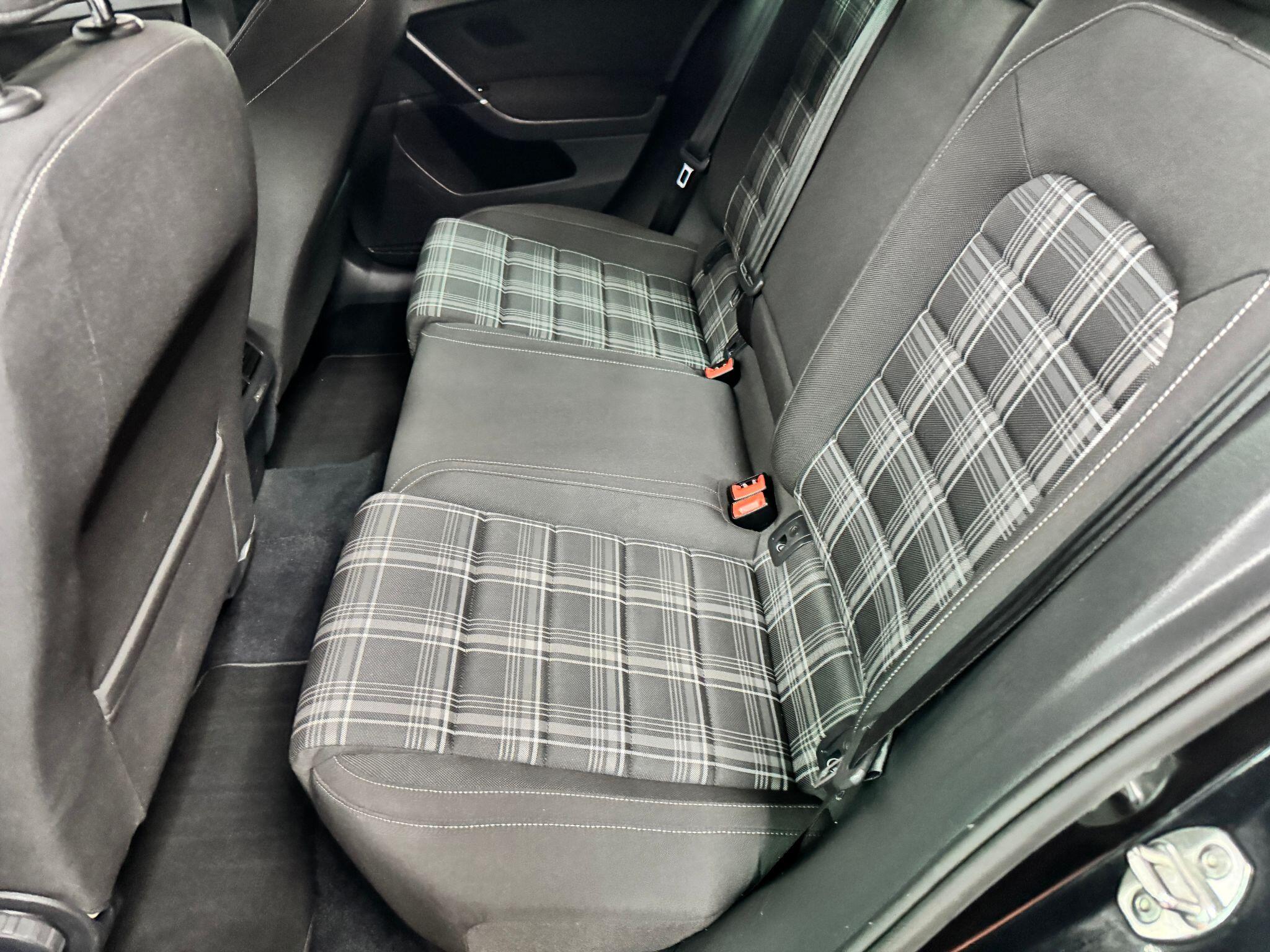 Volkswagen Golf 2.0 TDI BlueMotion Tech GT Edition Euro 6 (s/s) 5dr 5dr Manual 2017