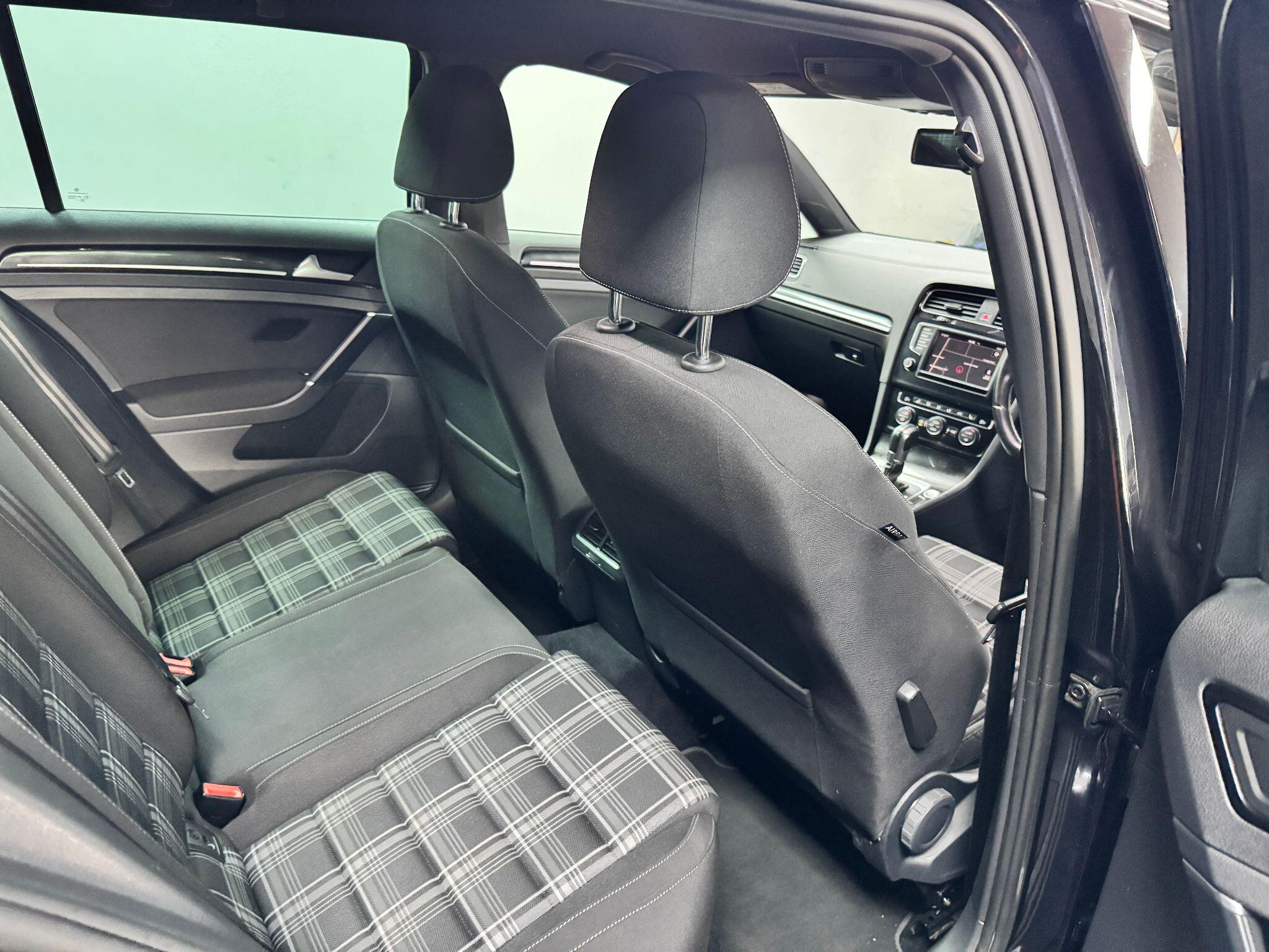 Volkswagen Golf 2.0 TDI BlueMotion Tech GT Edition Euro 6 (s/s) 5dr 5dr Manual 2017