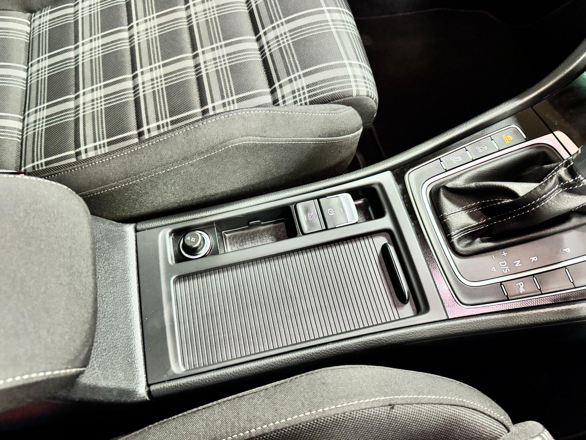 Volkswagen Golf 2.0 TDI BlueMotion Tech GT Edition Euro 6 (s/s) 5dr 5dr Manual 2017