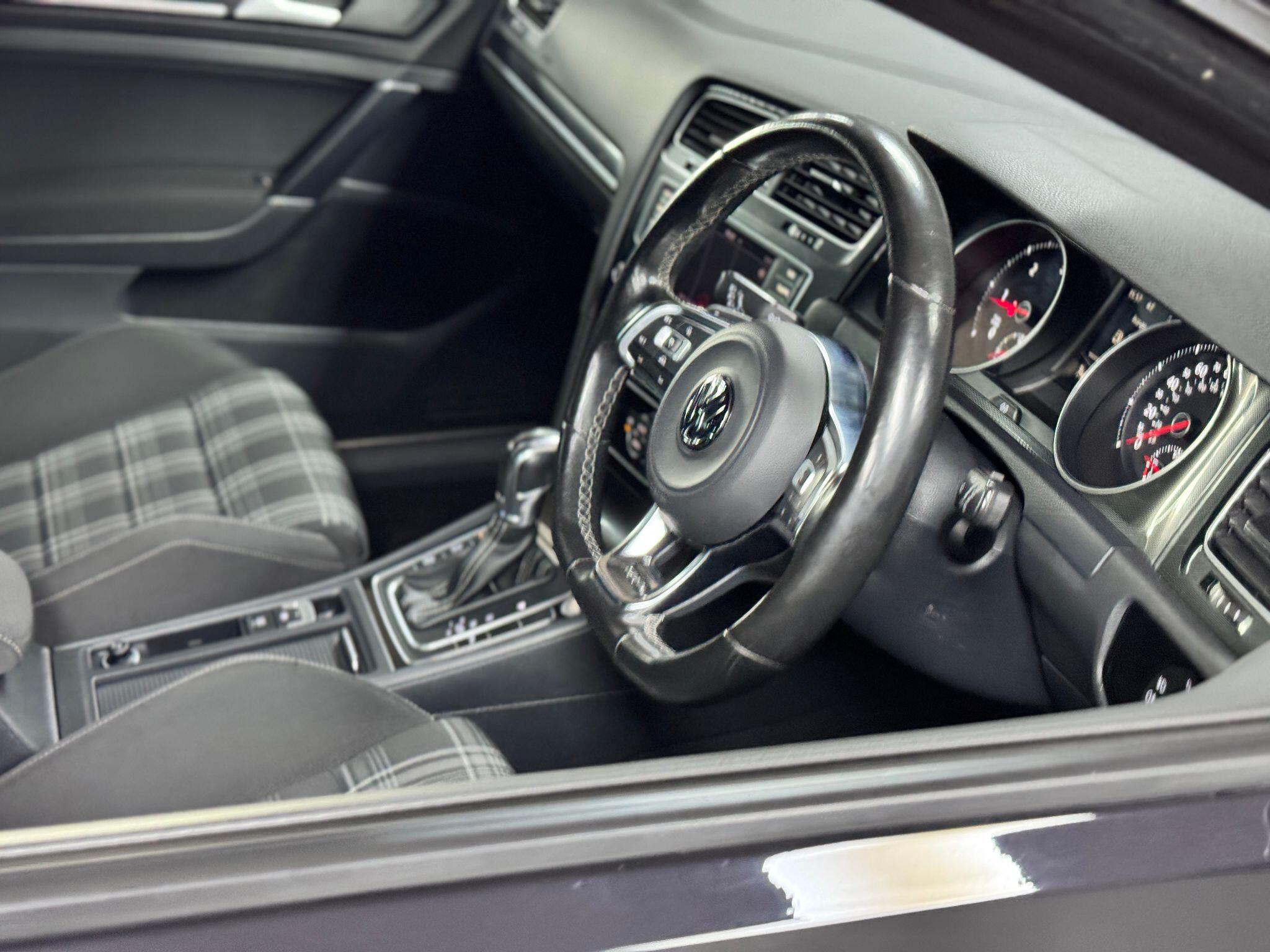 Volkswagen Golf 2.0 TDI BlueMotion Tech GT Edition Euro 6 (s/s) 5dr 5dr Manual 2017