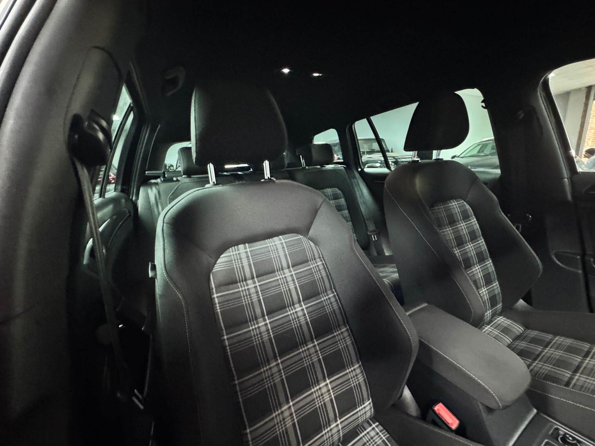 Volkswagen Golf 2.0 TDI BlueMotion Tech GT Edition Euro 6 (s/s) 5dr 5dr Manual 2017