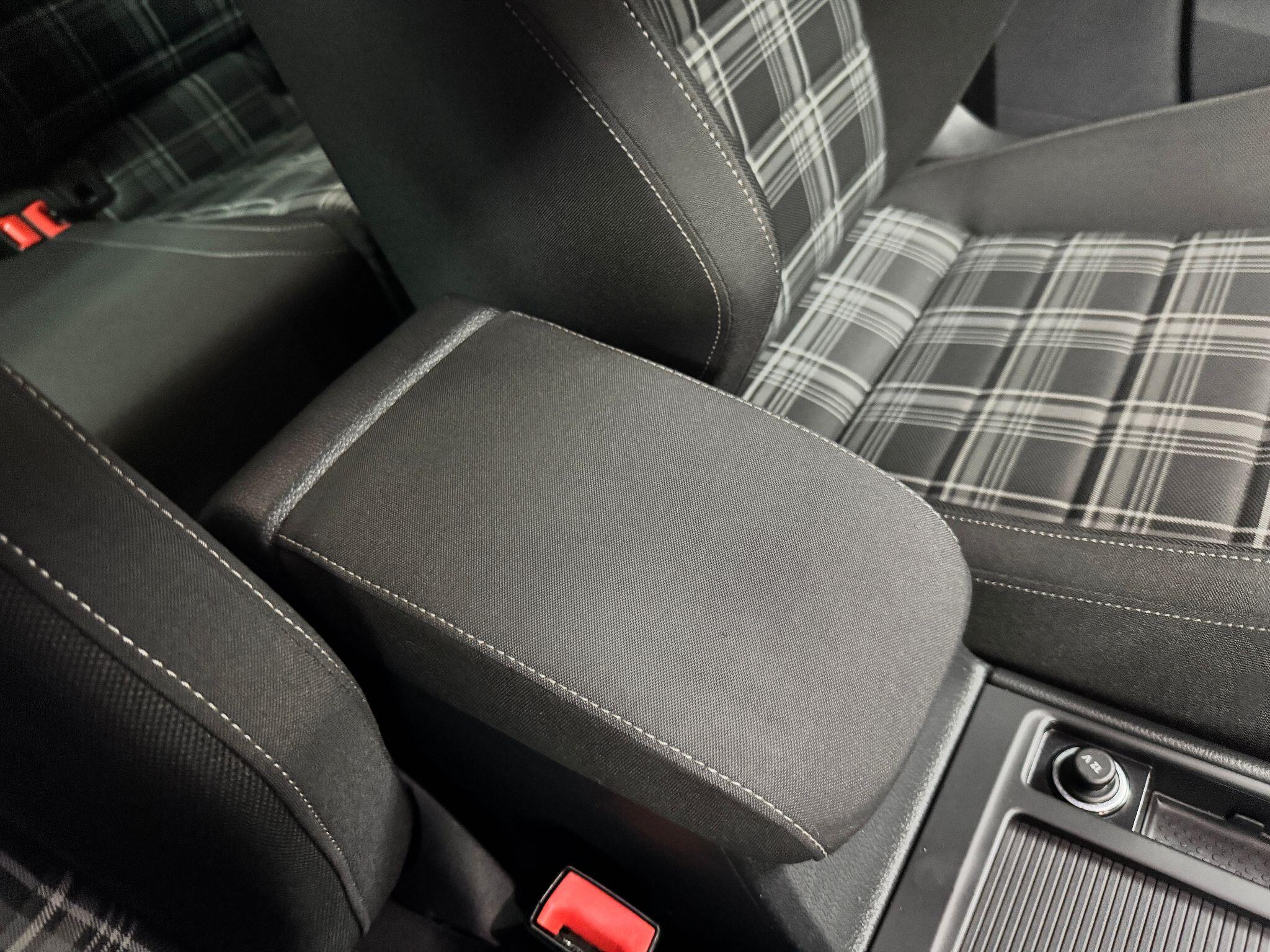 Volkswagen Golf 2.0 TDI BlueMotion Tech GT Edition Euro 6 (s/s) 5dr 5dr Manual 2017