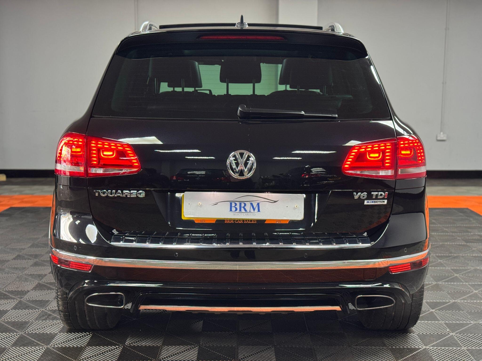 Volkswagen Touareg 3.0 TDI V6 BlueMotion Tech R-Line Tiptronic 4WD Euro 6 (s/s) 5dr 5dr Automatic 2015