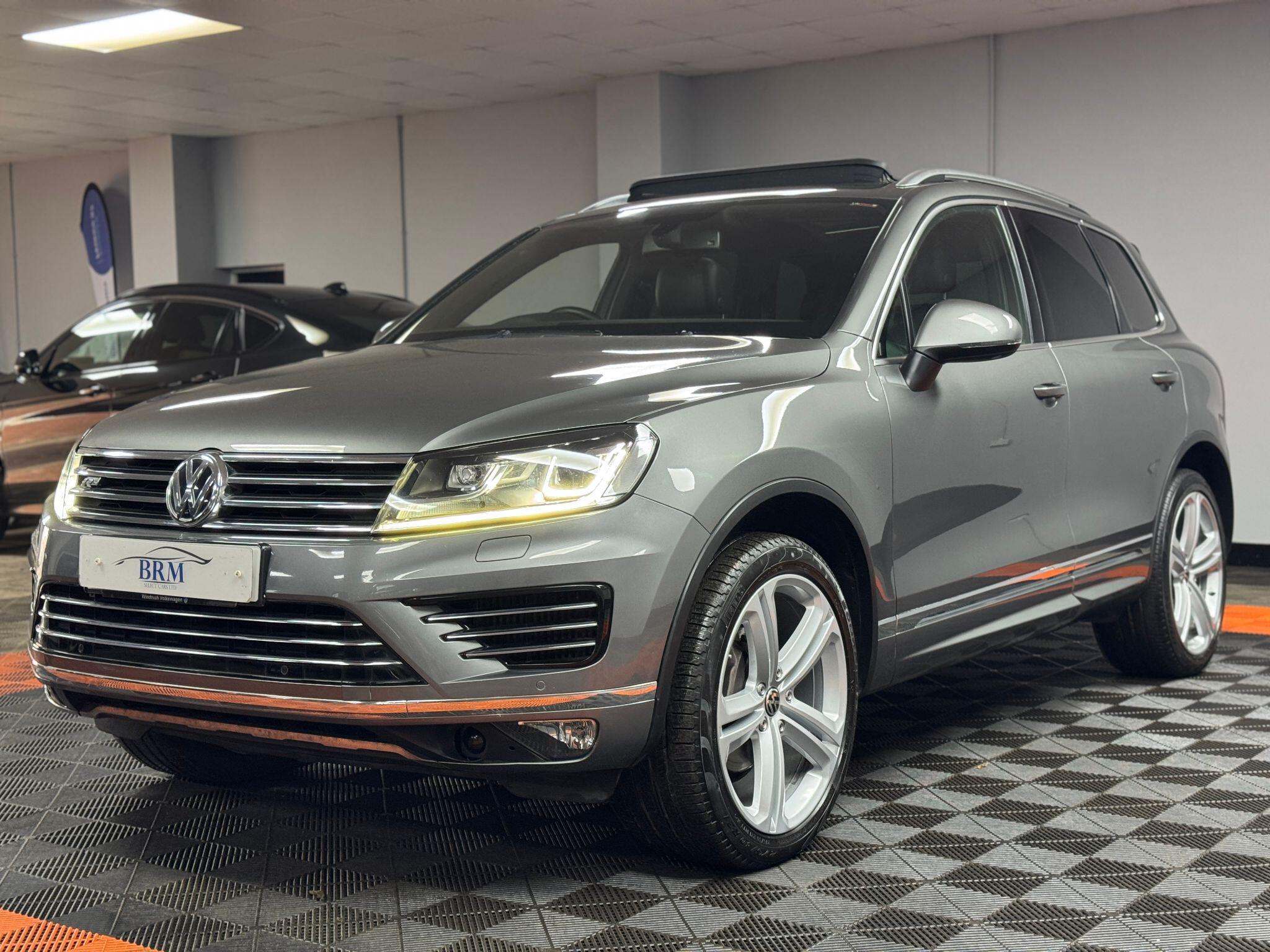 Volkswagen Touareg 3.0 TDI V6 BlueMotion Tech R-Line Tiptronic 4WD Euro 6 (s/s) 5dr 5dr Automatic 2015
