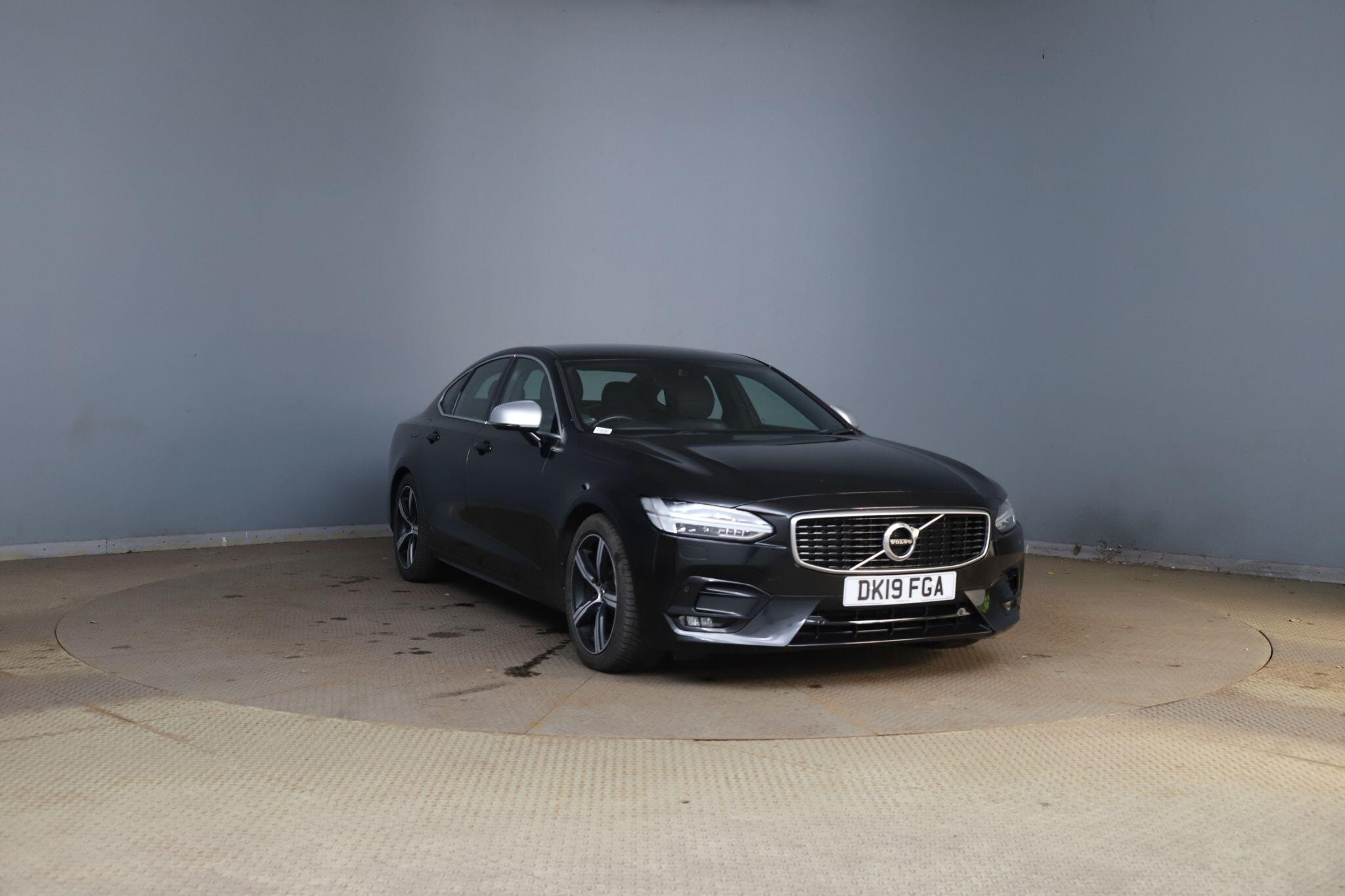 Volvo S90