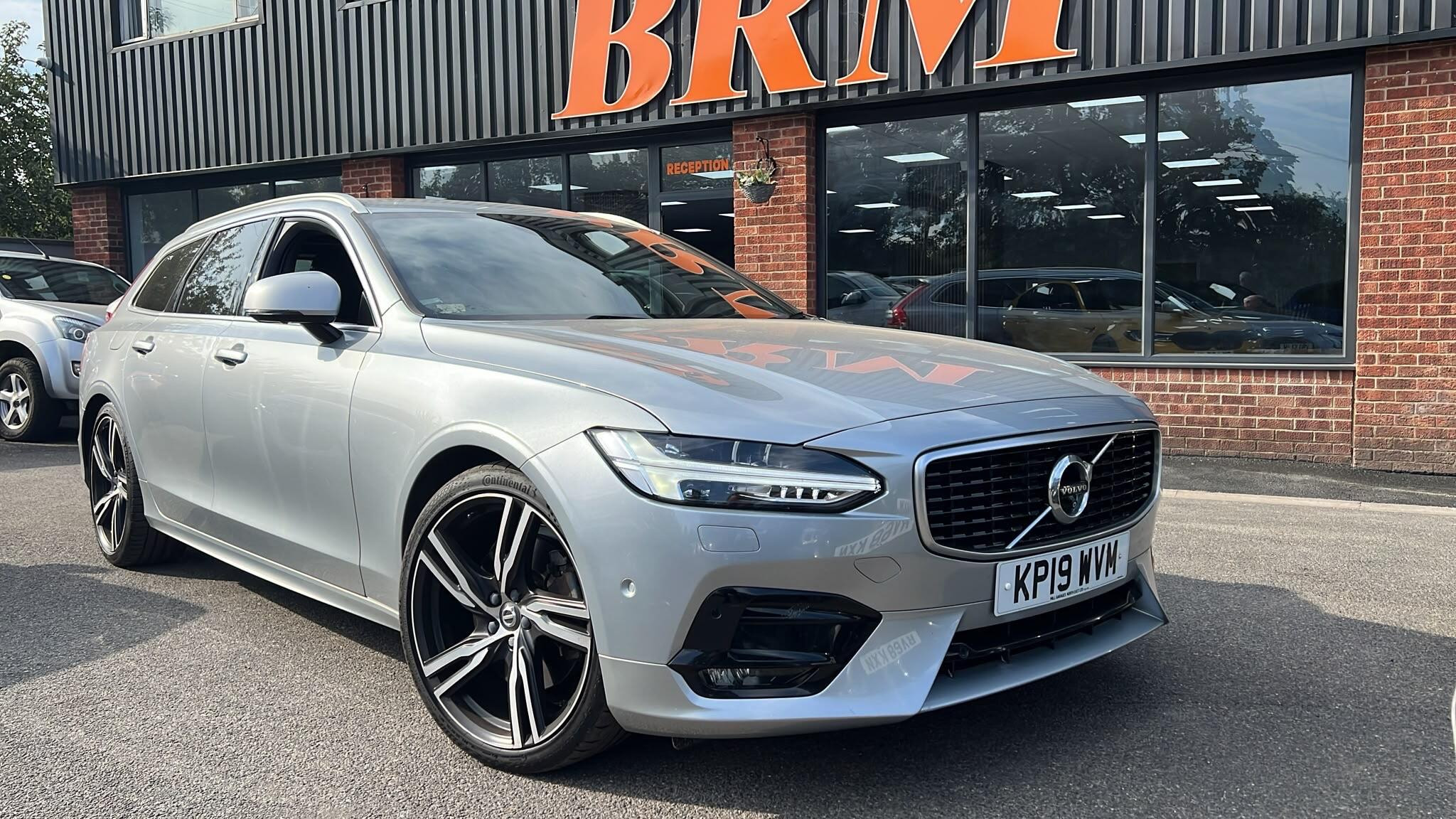 Volvo V90
