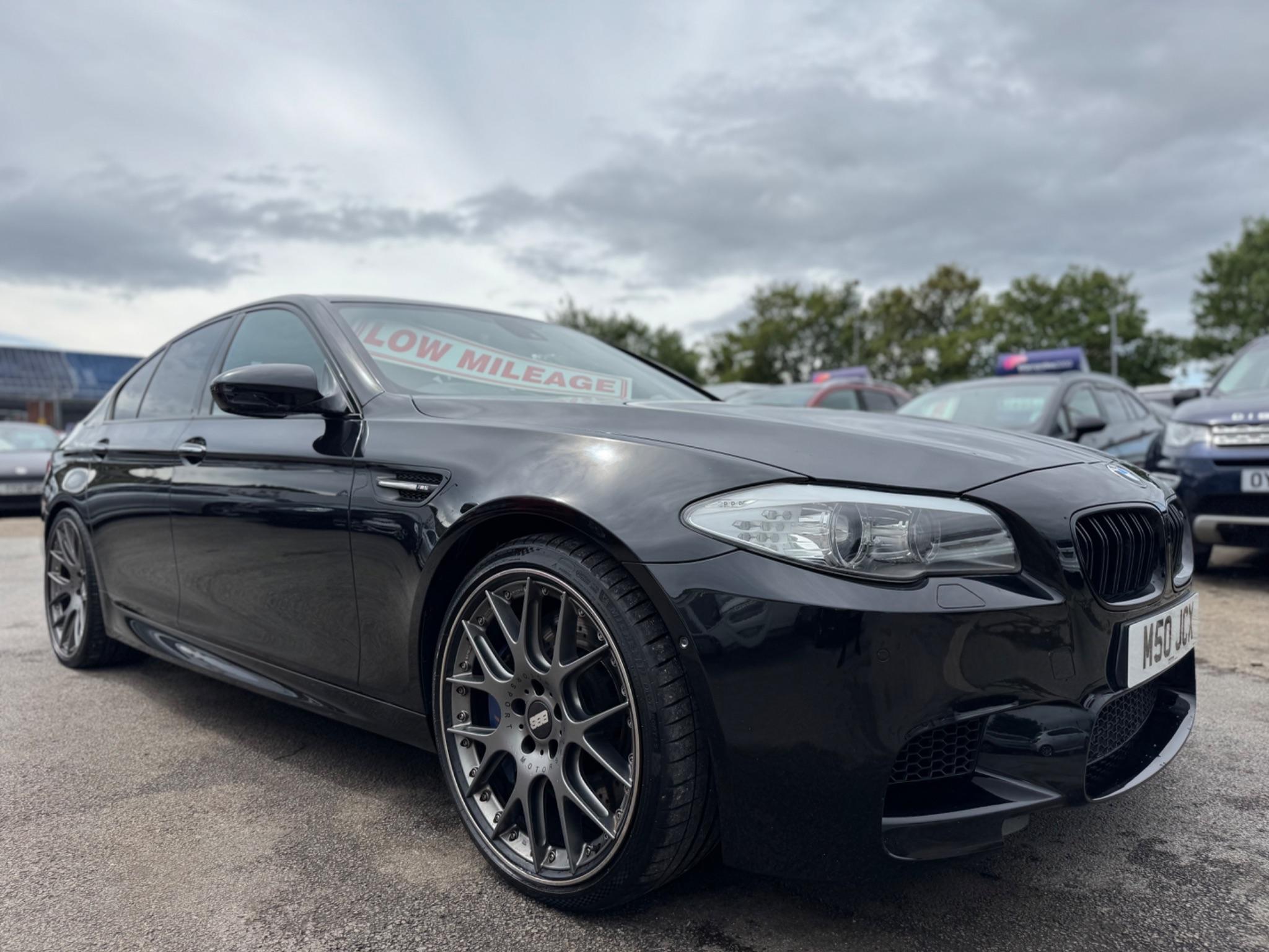 BMW M5 4.4 V8 DCT Euro 5 (s/s) 4dr 4dr Automatic 2012
