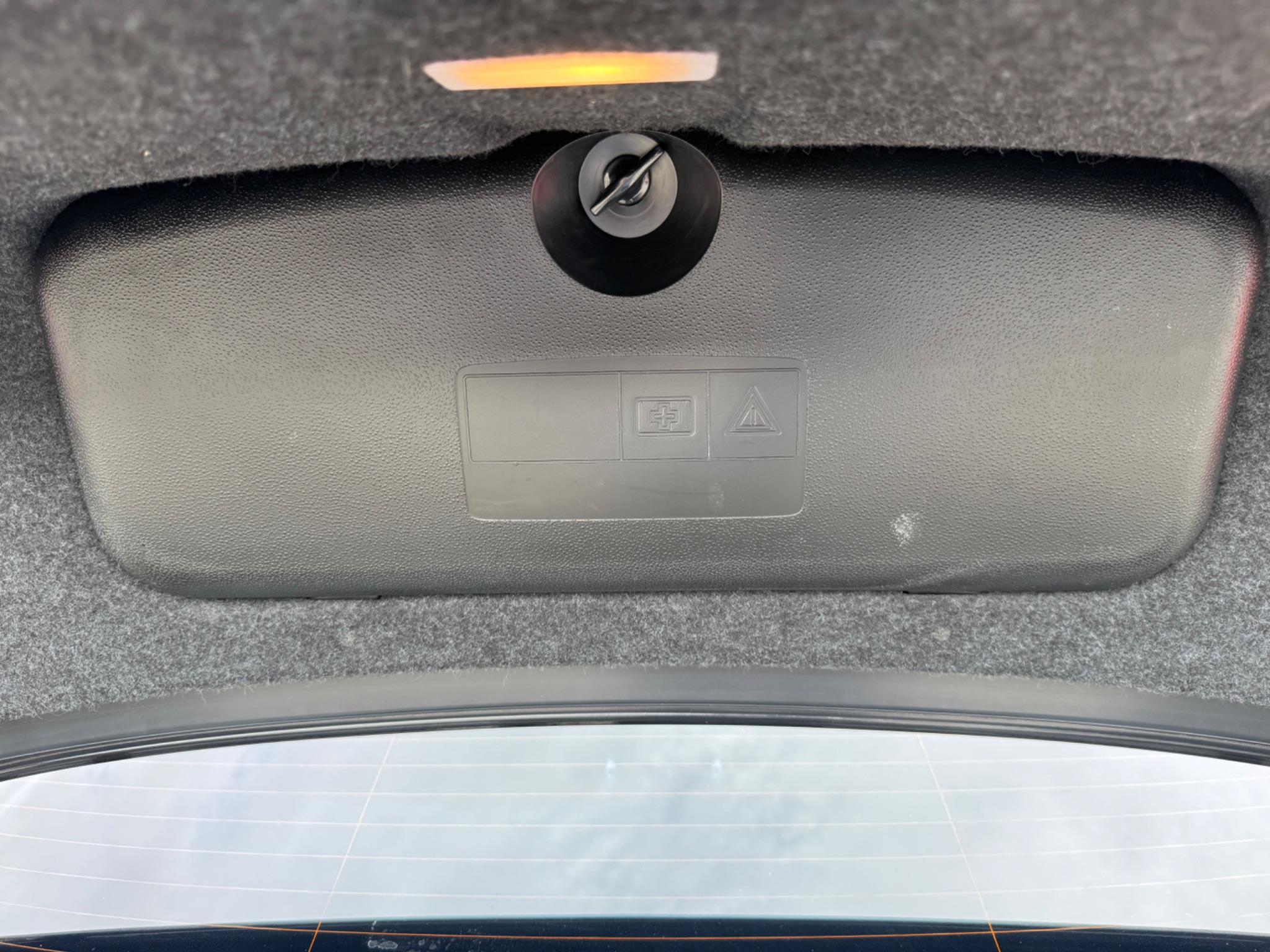 BMW M5 4.4 V8 DCT Euro 5 (s/s) 4dr 4dr Automatic 2012