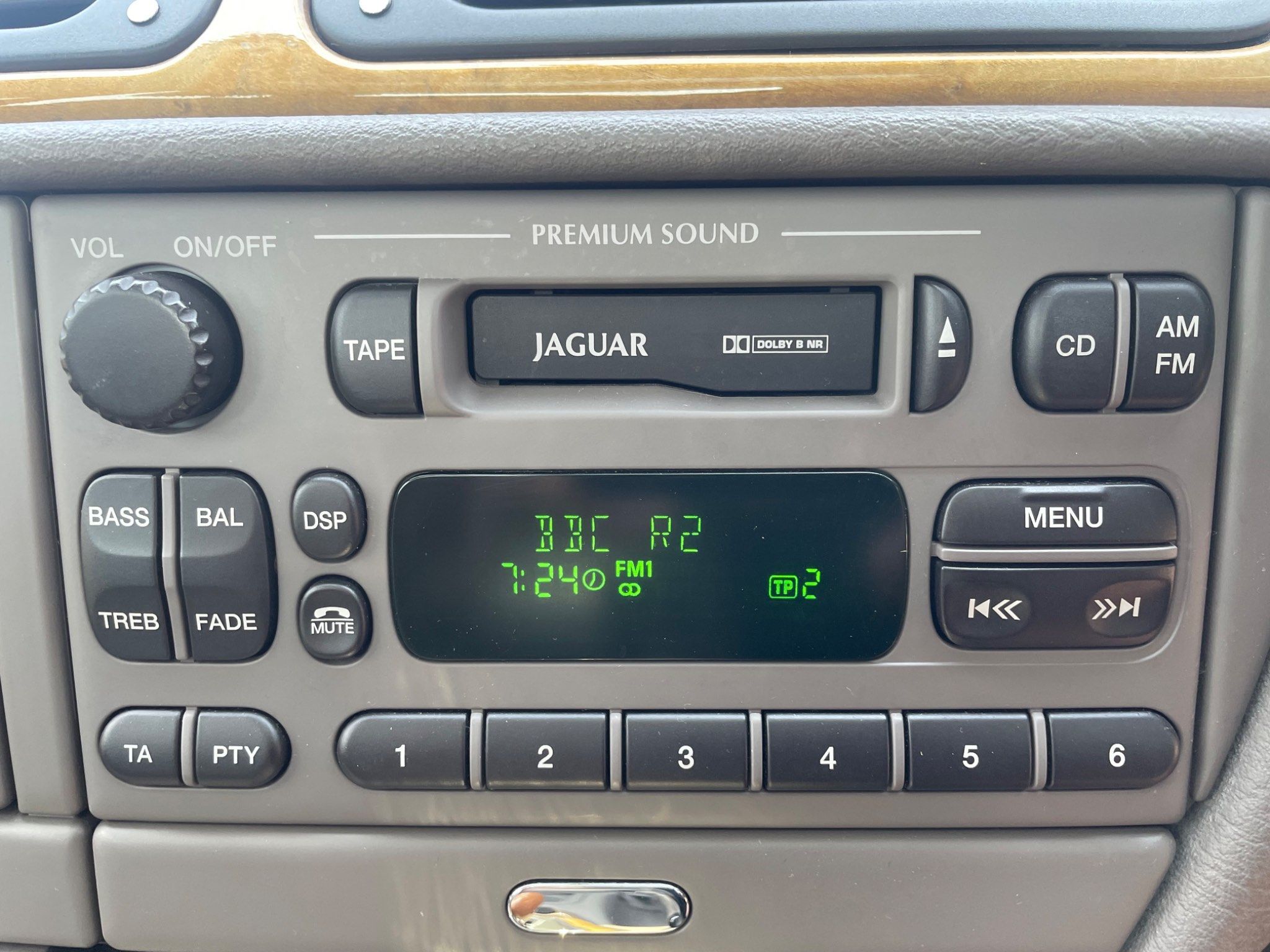 Jaguar S-Type 3.0 V6 SE 4dr 4dr Automatic 2001