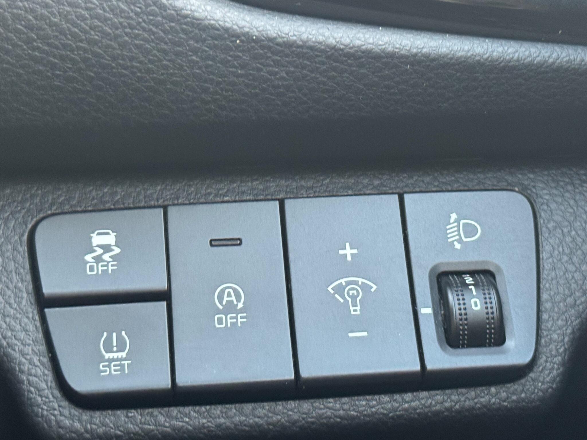 Kia Rio 1.0 T-GDi MHEV 3 Euro 6 (s/s) 5dr 5dr Manual 2022