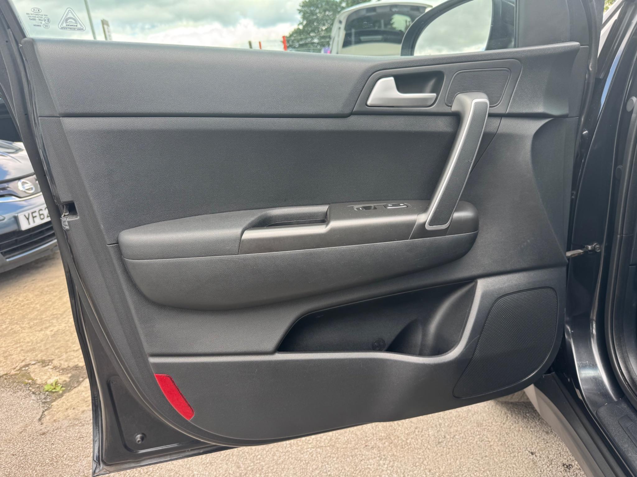 Kia Sportage 1.6 GDi 1 Euro 6 5dr 5dr Manual 2016