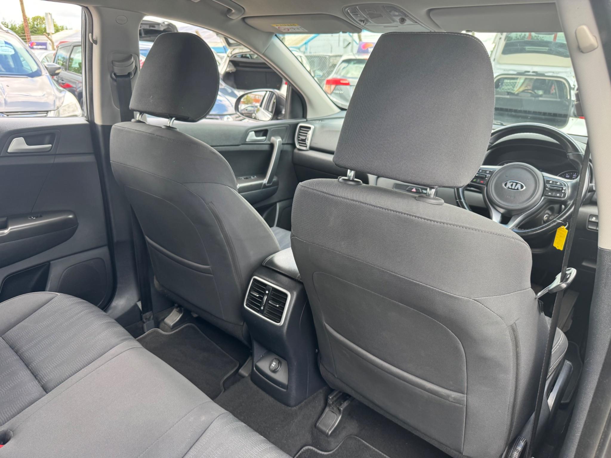 Kia Sportage 1.6 GDi 1 Euro 6 5dr 5dr Manual 2016