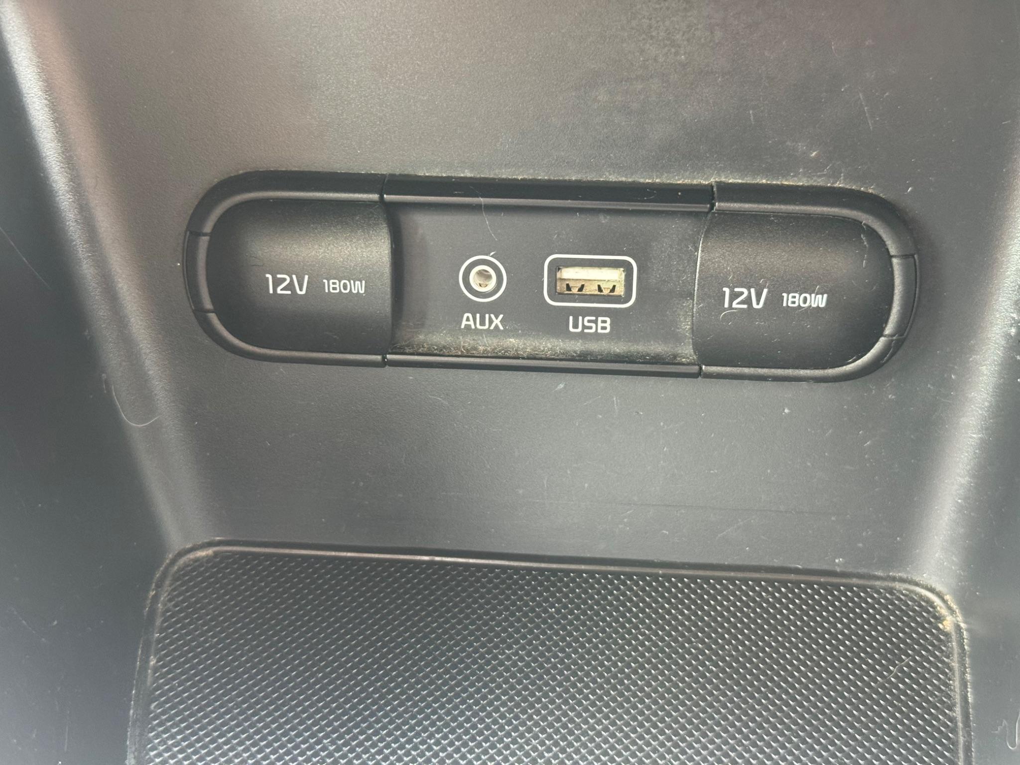 Kia Sportage 1.7 CRDi 2 Euro 6 (s/s) 5dr 5dr Manual 2016