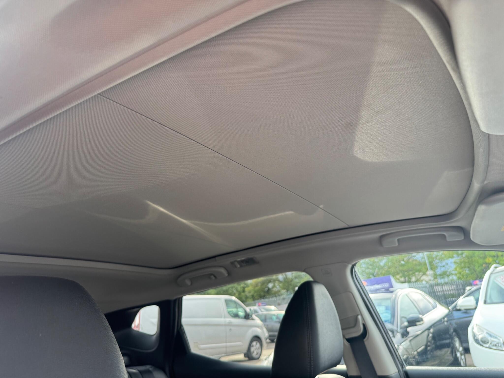 Nissan Qashqai 1.5 dCi Tekna 2WD Euro 5 (s/s) 5dr 5dr Manual 2014