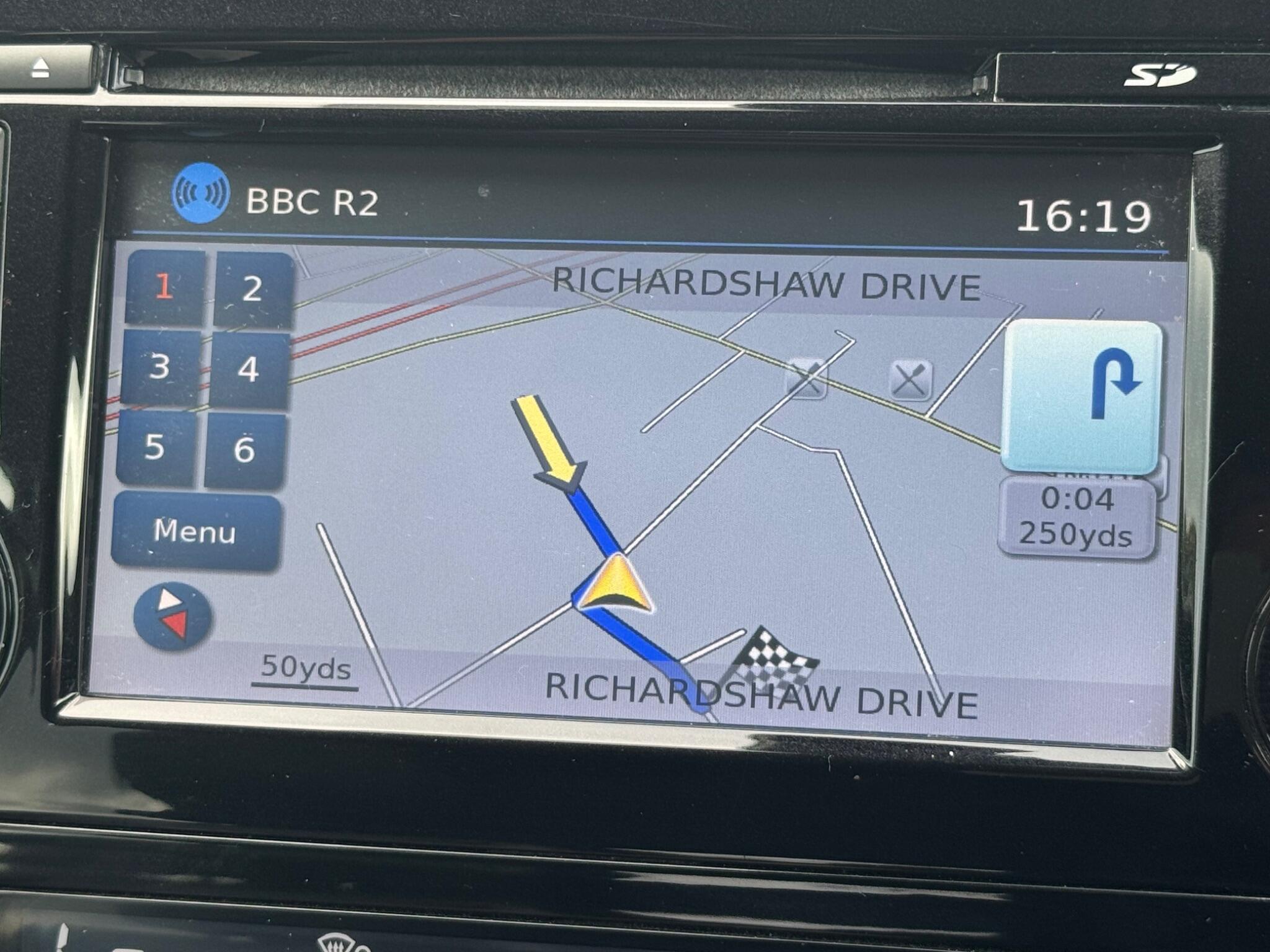 Nissan Qashqai 1.5 dCi Tekna 2WD Euro 5 (s/s) 5dr 5dr Manual 2014