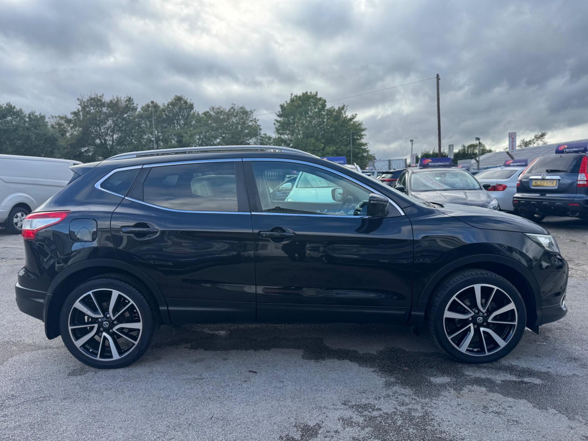 Nissan Qashqai 1.5 dCi Tekna 2WD Euro 5 (s/s) 5dr 5dr Manual 2014