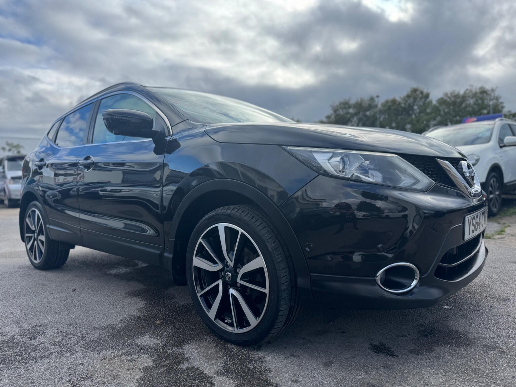 Nissan Qashqai 1.5 dCi Tekna 2WD Euro 5 (s/s) 5dr 5dr Manual 2014