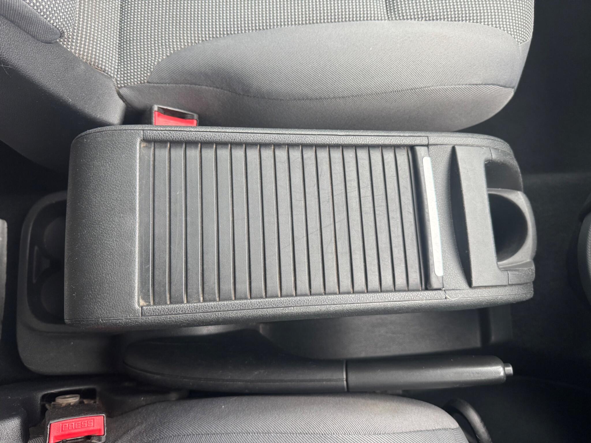 Peugeot Partner 1.6 HDi 850 S L1 4dr 4dr Manual 2011