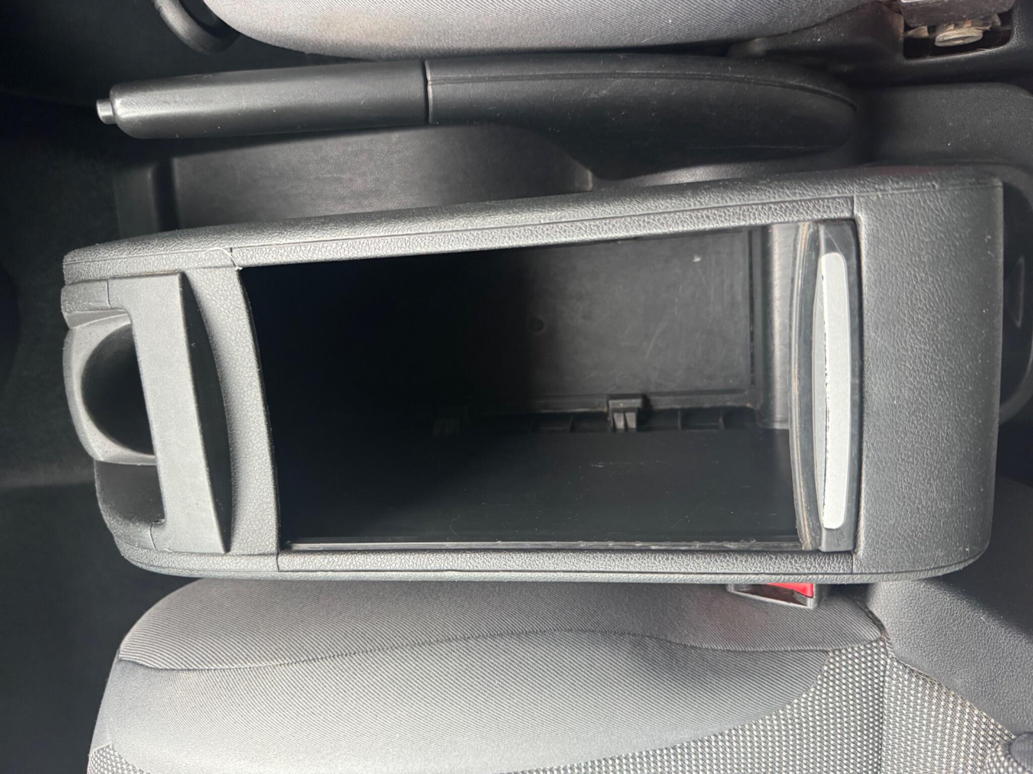 Peugeot Partner 1.6 HDi 850 S L1 4dr 4dr Manual 2011