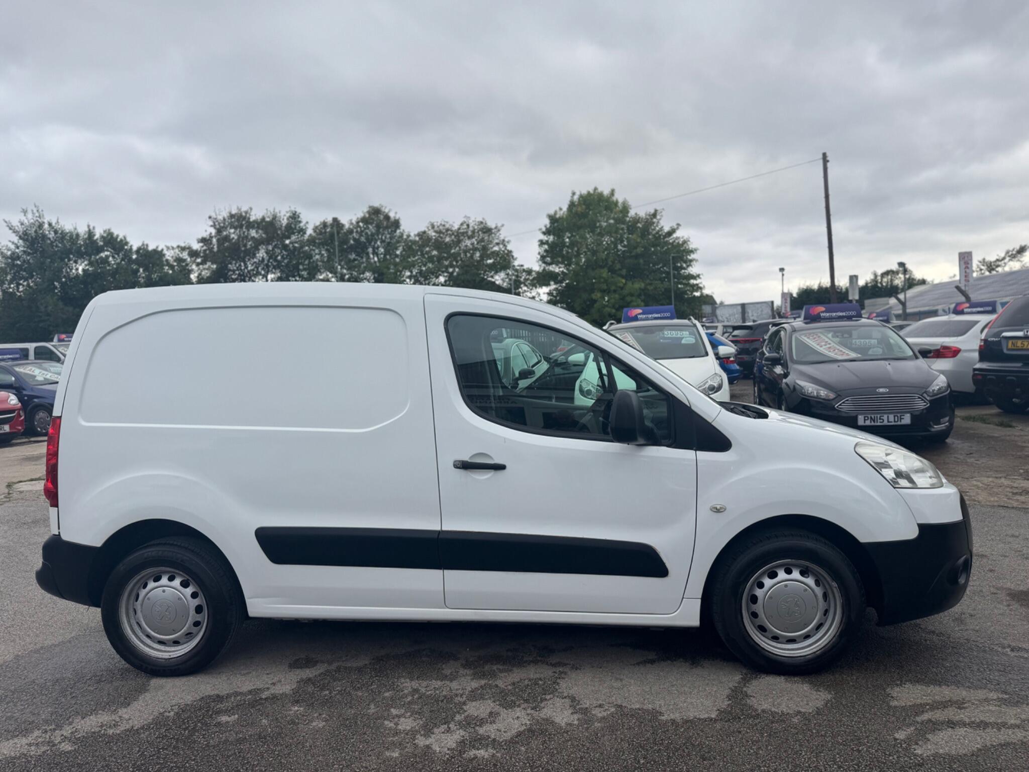 Peugeot Partner 1.6 HDi 850 S L1 4dr 4dr Manual 2011