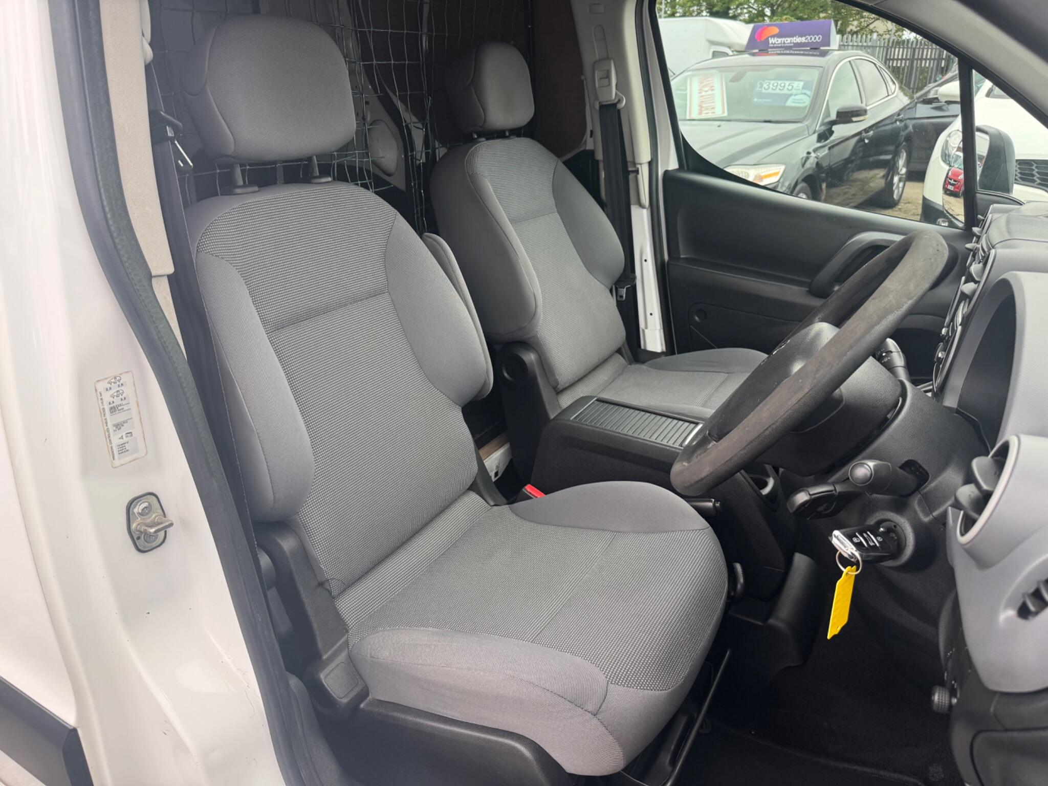 Peugeot Partner 1.6 HDi 850 S L1 4dr 4dr Manual 2011