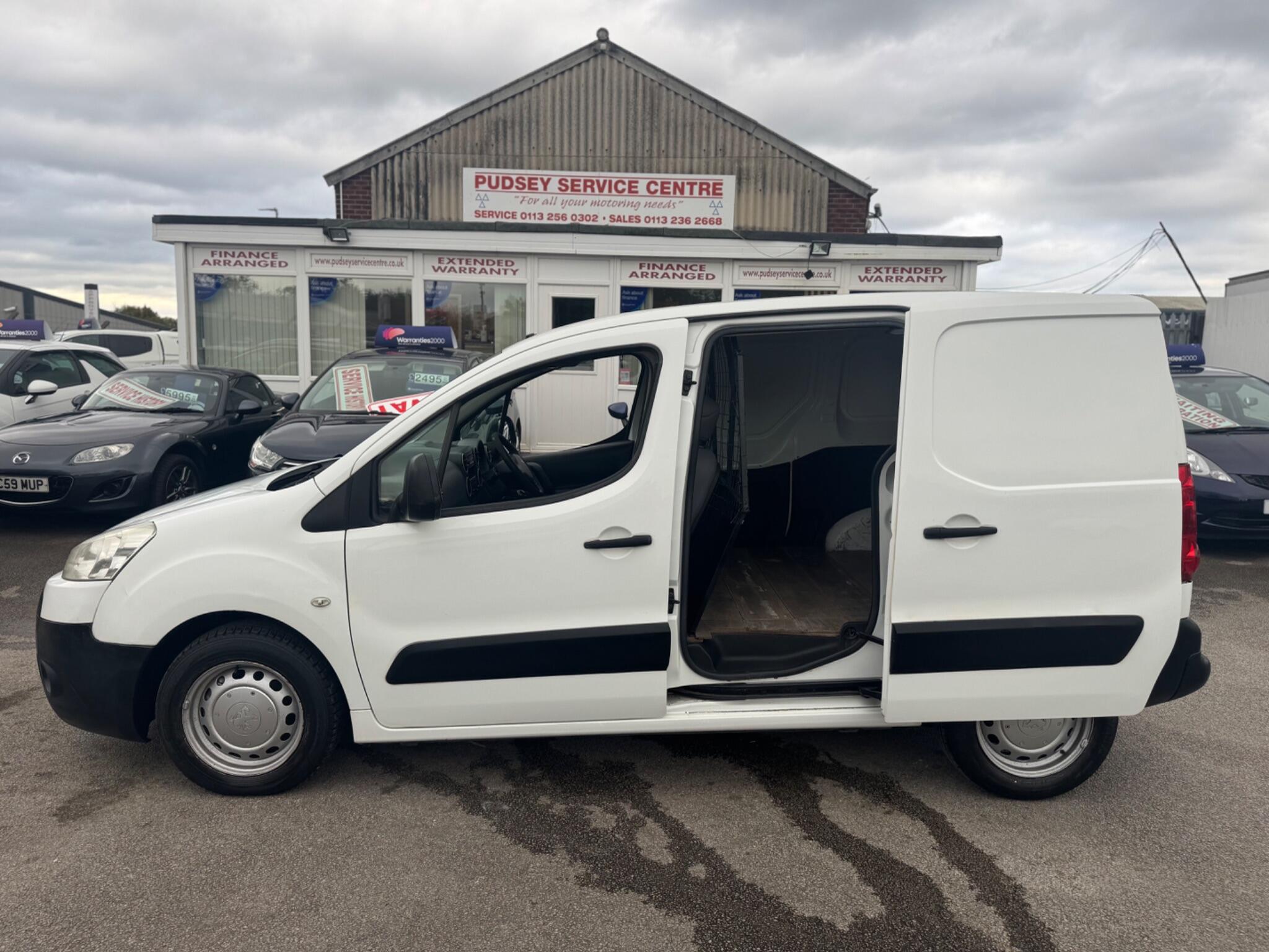 Peugeot Partner 1.6 HDi 850 S L1 4dr 4dr Manual 2011