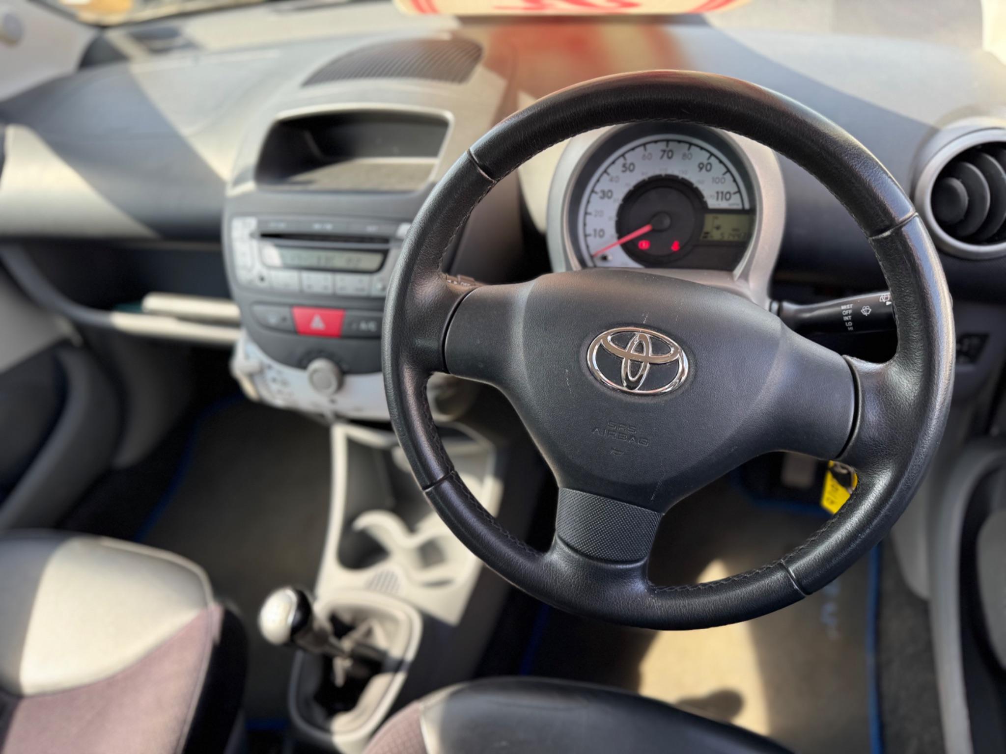 Toyota Aygo 1.0 VVT-i Platinum Euro 4 5dr 5dr Manual 2009