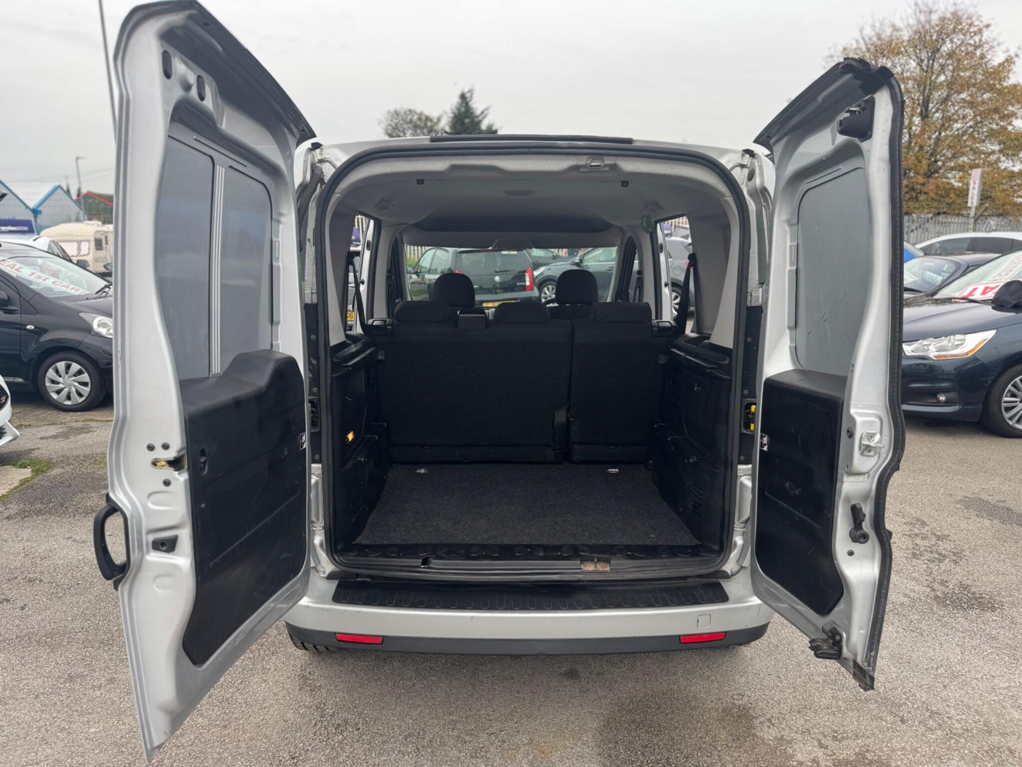 Vauxhall Combo 1.6 CDTi 2300 16v Sportive FWD L1 H1 (s/s) 3dr 3dr Manual 2016