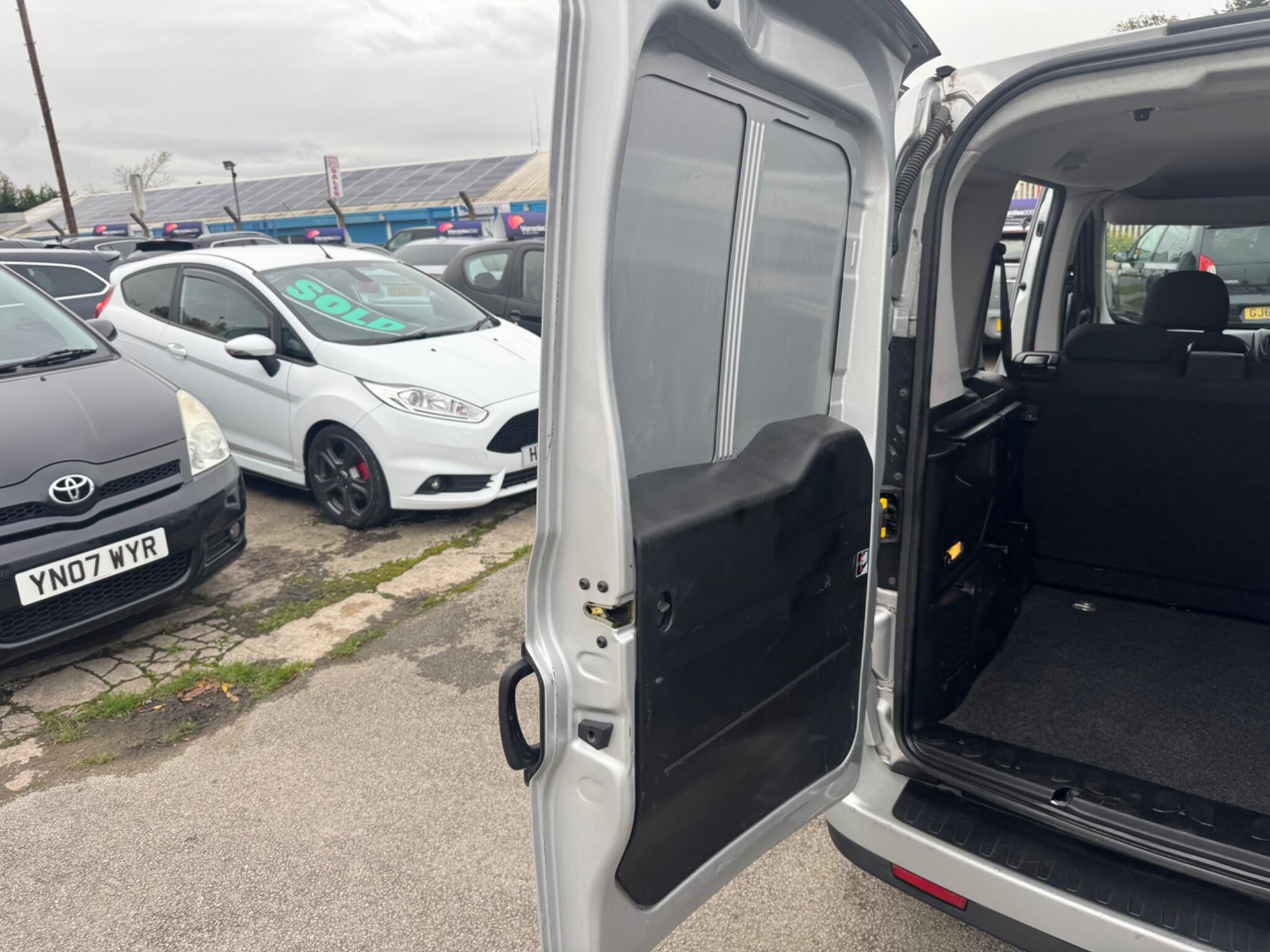 Vauxhall Combo 1.6 CDTi 2300 16v Sportive FWD L1 H1 (s/s) 3dr 3dr Manual 2016