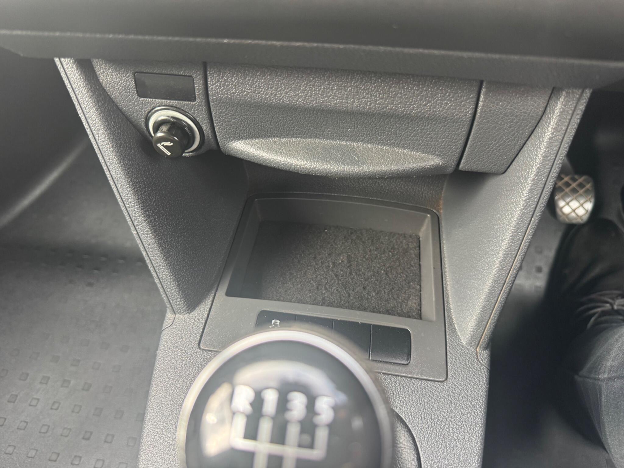 Volkswagen Caddy 1.6 TDI C20 Trendline L1 H1 4dr 4dr Manual 2014