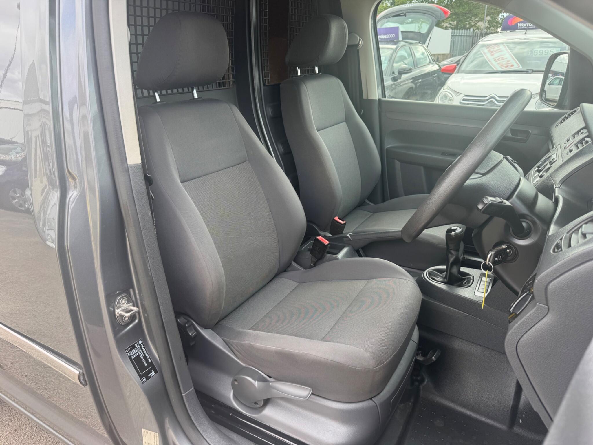 Volkswagen Caddy 1.6 TDI C20 Trendline L1 H1 4dr 4dr Manual 2014