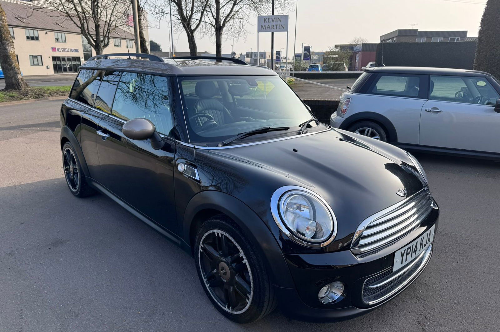 2014 CLUBMAN 1.6 COOPER D BOND STREET ESTATE 5DR DIESEL MANUAL EURO 5 S... photo