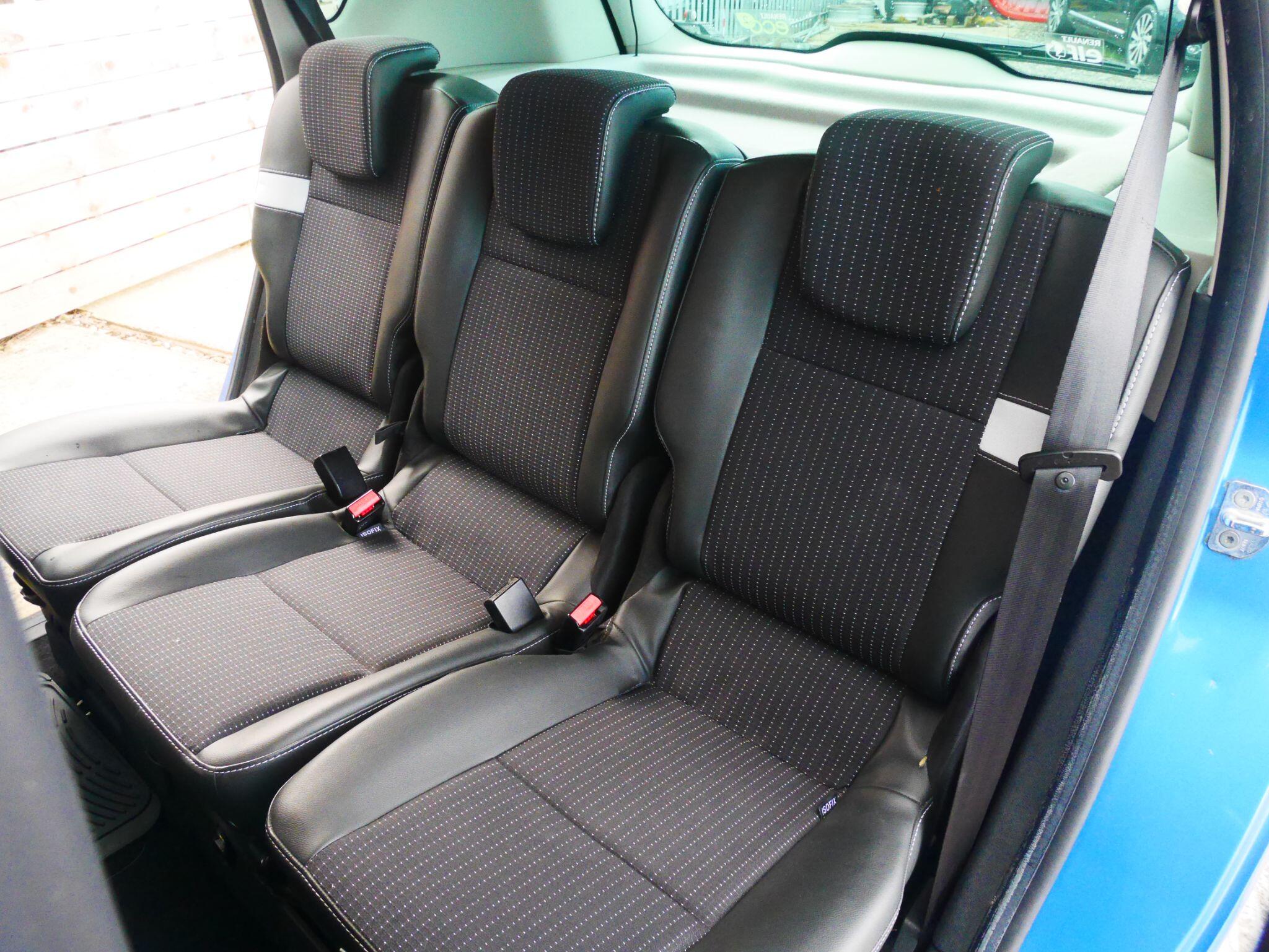 Used Renault Scenic dCi Dynamique TomTom MPV 5dr Diesel Manual