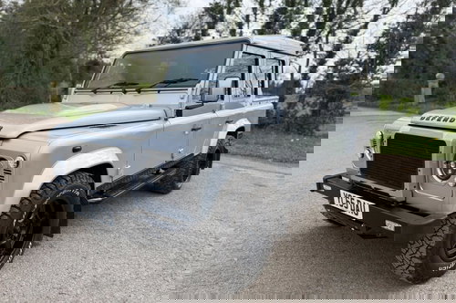 Land Rover DEFENDER 110