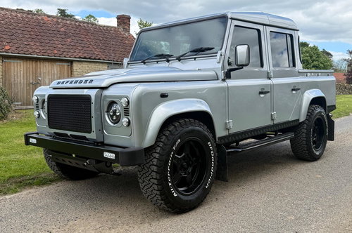 Land Rover DEFENDER 110