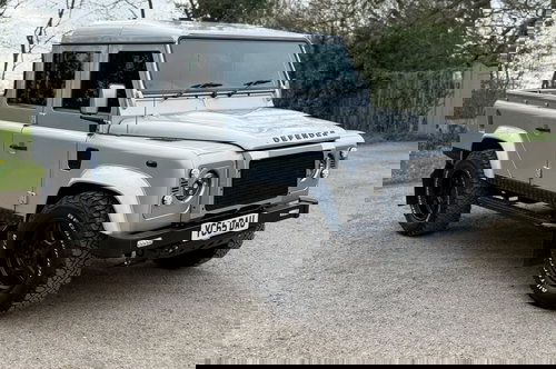 Land Rover DEFENDER 110