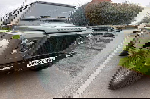 Land Rover DEFENDER 110